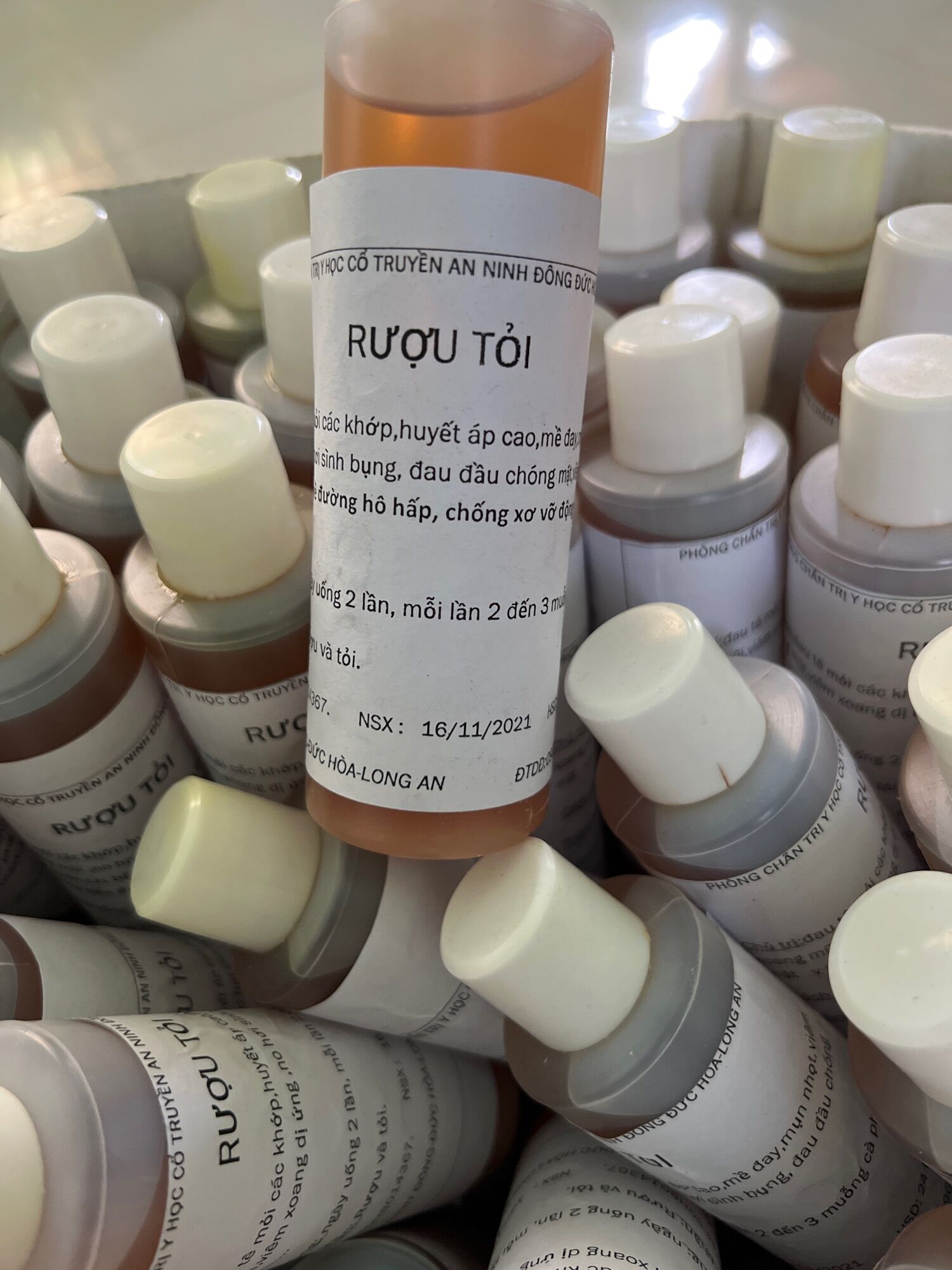Tỏi Ngâm Rượu