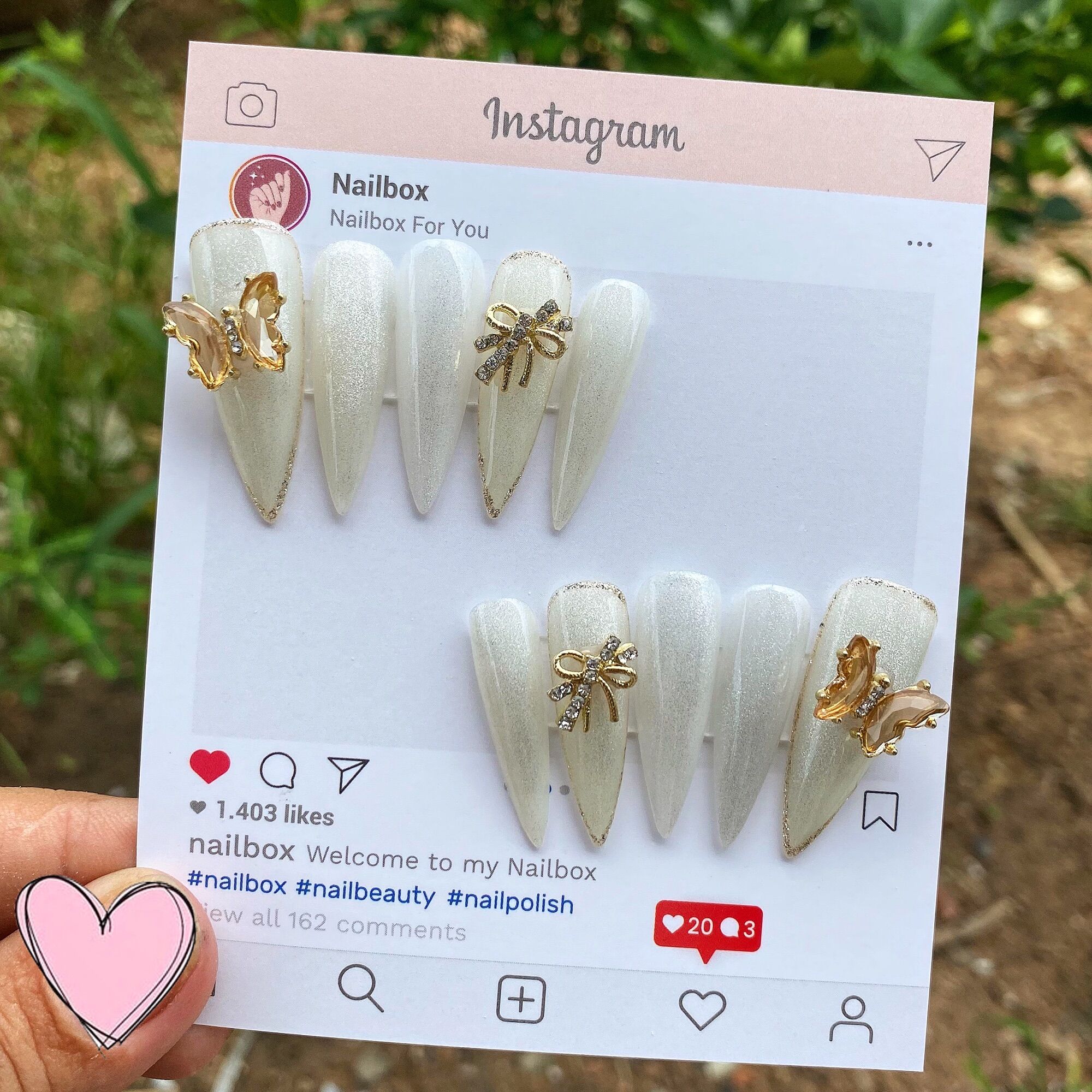 Nail box kèm keo và dũa