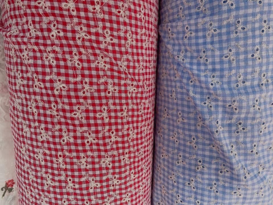 Vải caro thêu