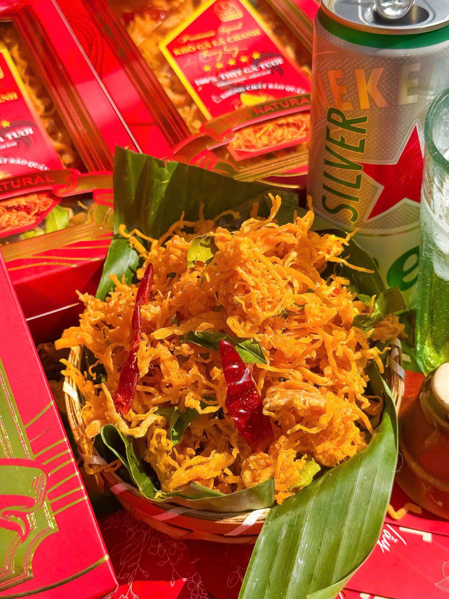 HỘP 400G KHÔ GÀ LÁ CHANH SIÊU NGON – HỘP TẾT 2026 SANG XỊN