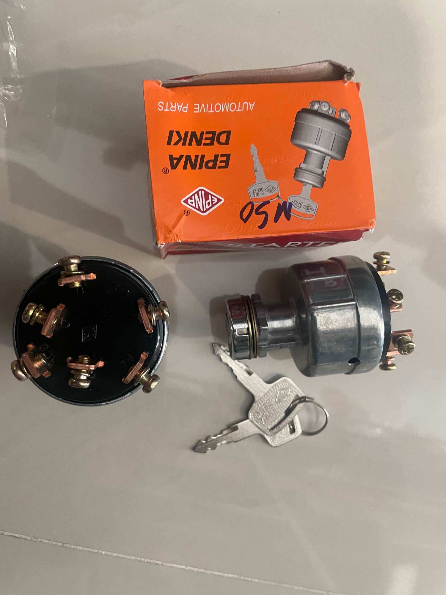 Ổ khóa máy cày 6 chân