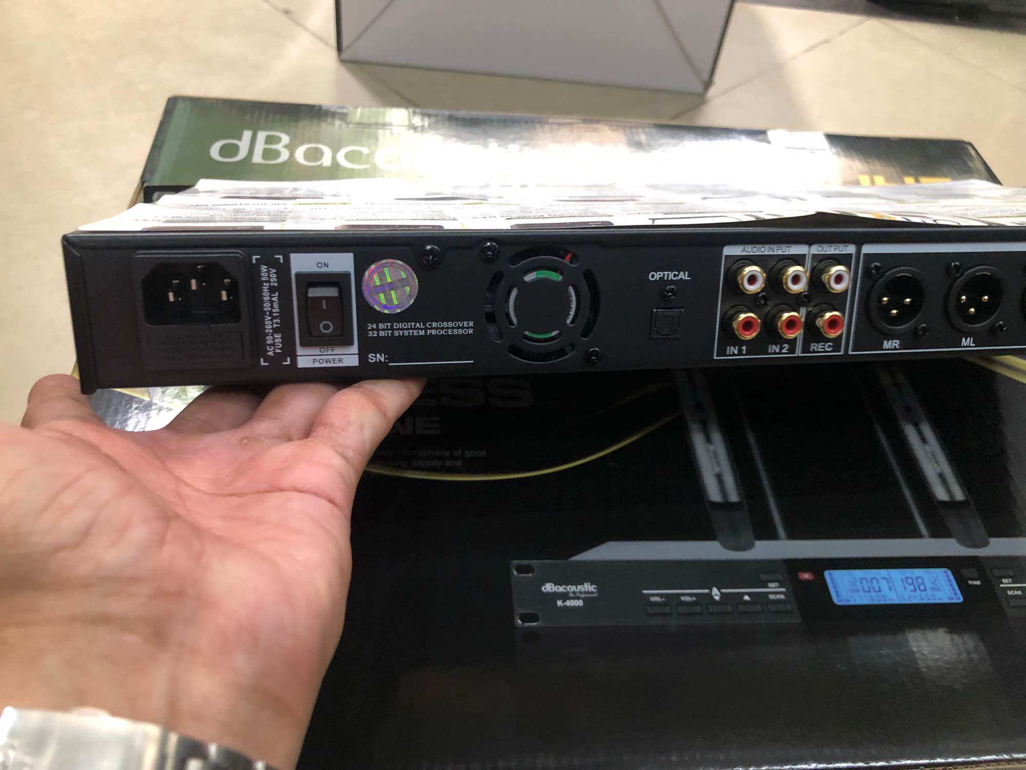 Vang số cao cấp dBacoustic PRO2 MAX - Hàng chính hãng SAL Việt Nam (sử dụng chip DSP chuyên biệt, âm thanh cực hay, chuyên dùng cho karaoke ViP)