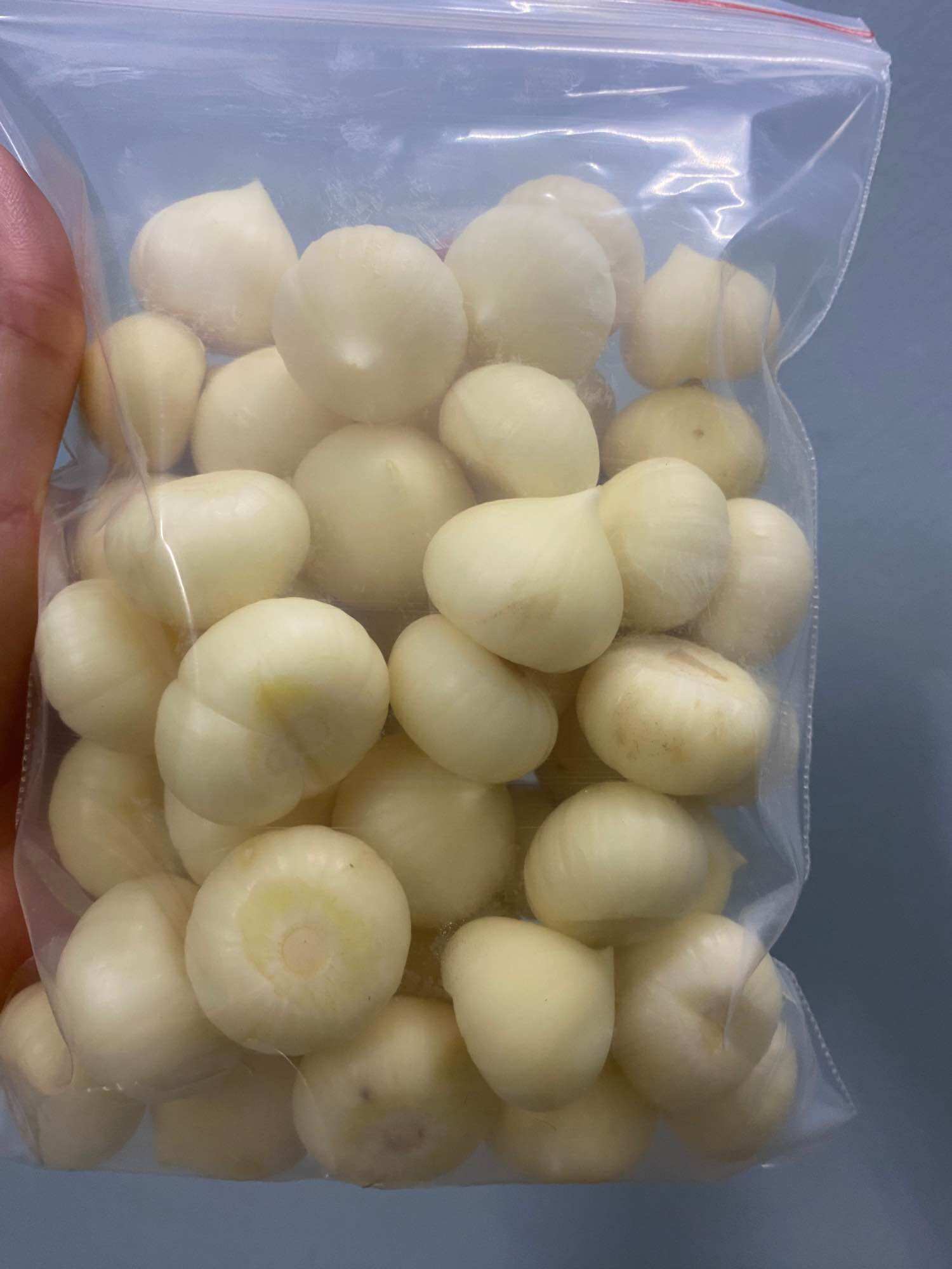 Tỏi cô đơn bóc sẵn 1kg