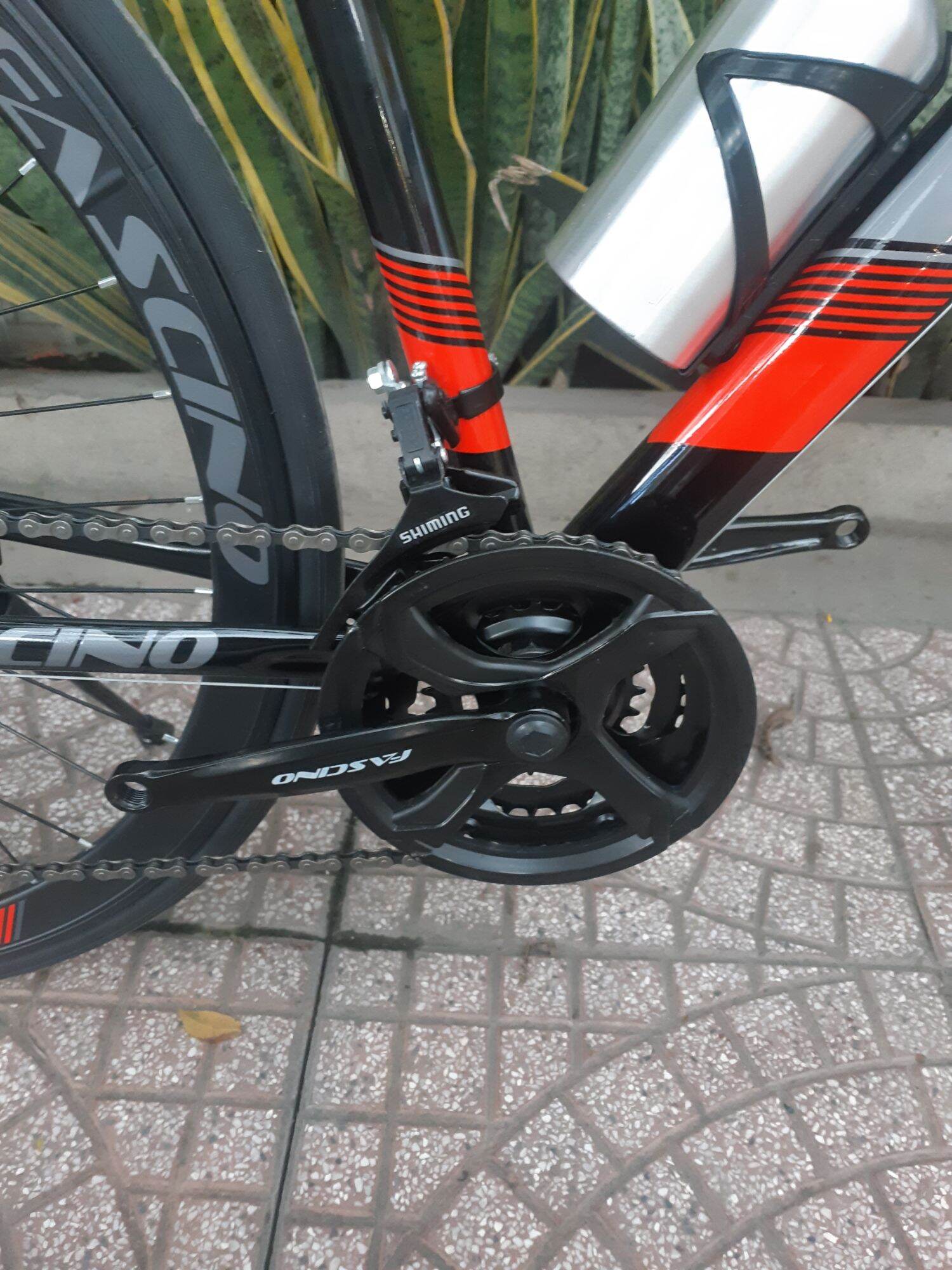 xe đạp đua fansino FR 700