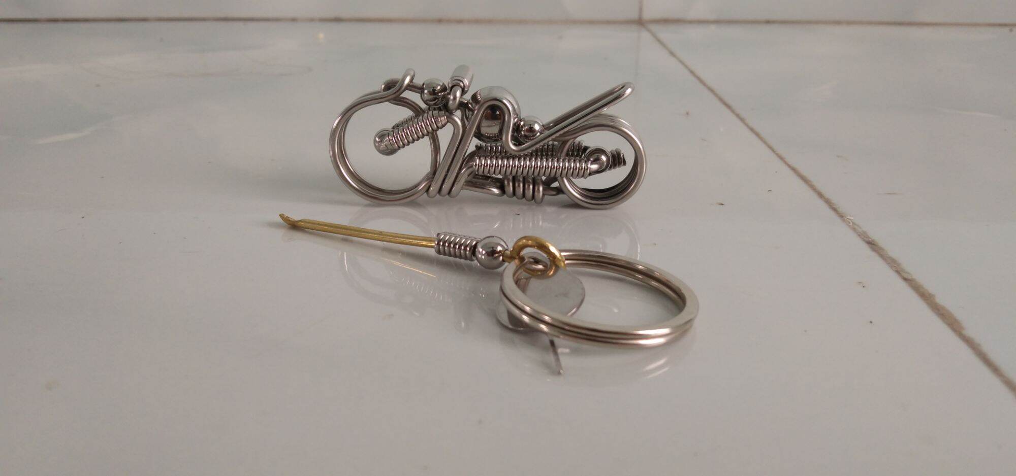 móc khóa thủ công inox hình xe harley