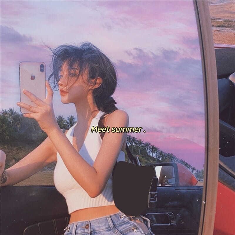Áo crop top cột dây nơ cổ i8