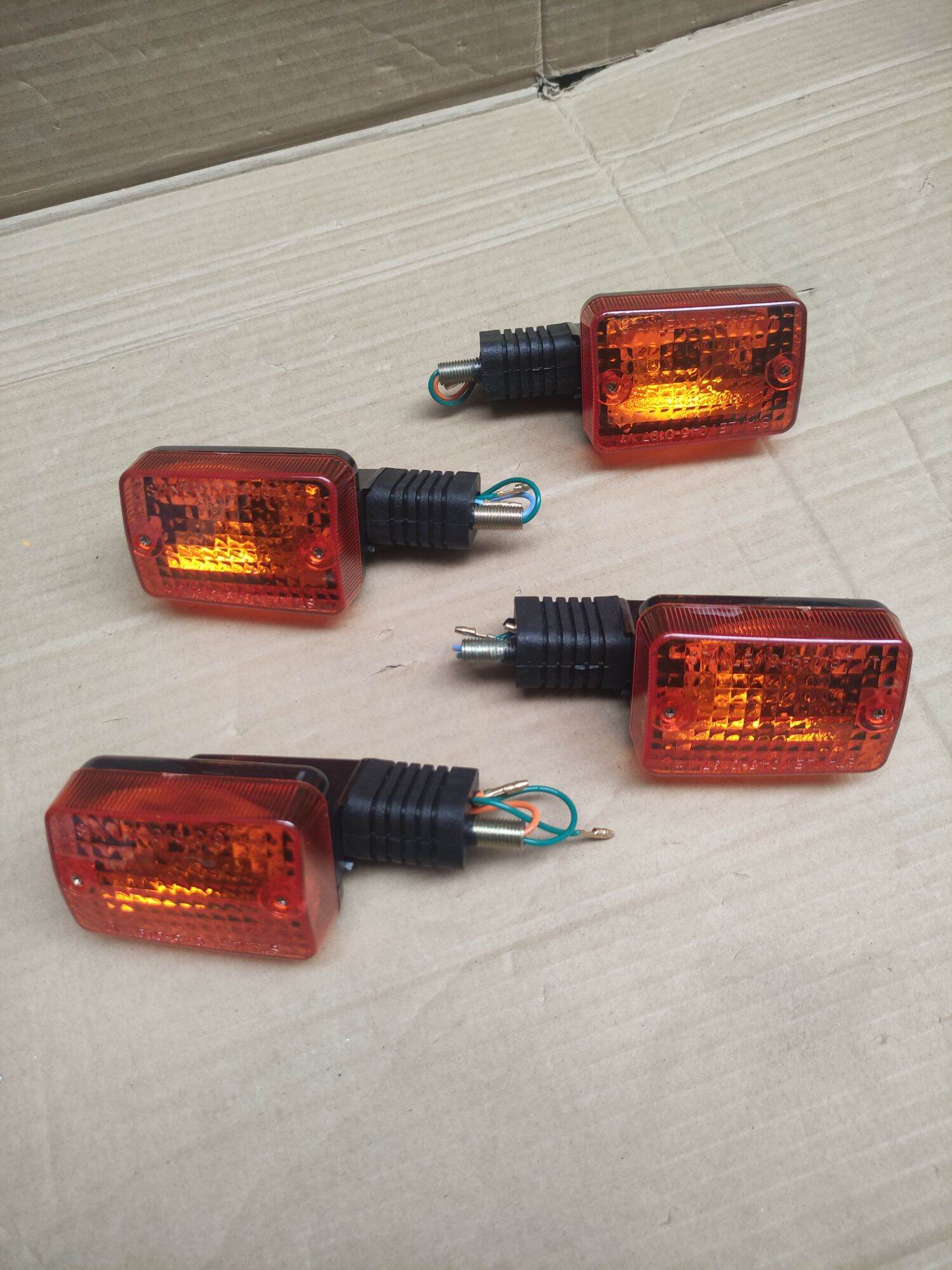 Xi nhan win 100-110cc,tai đèn win 100-110cc,đèn tín hiệu xe win 100-110cc