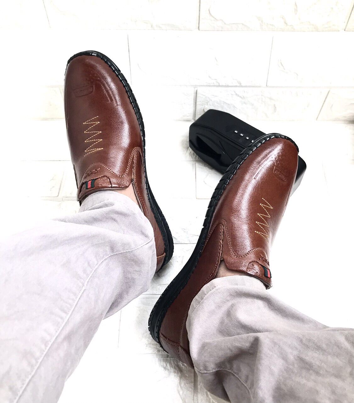 Giầy nam da bò cao cấp, đế mềm êm chân, khâu sẵn chắc chắn, kiểu dáng đẹp