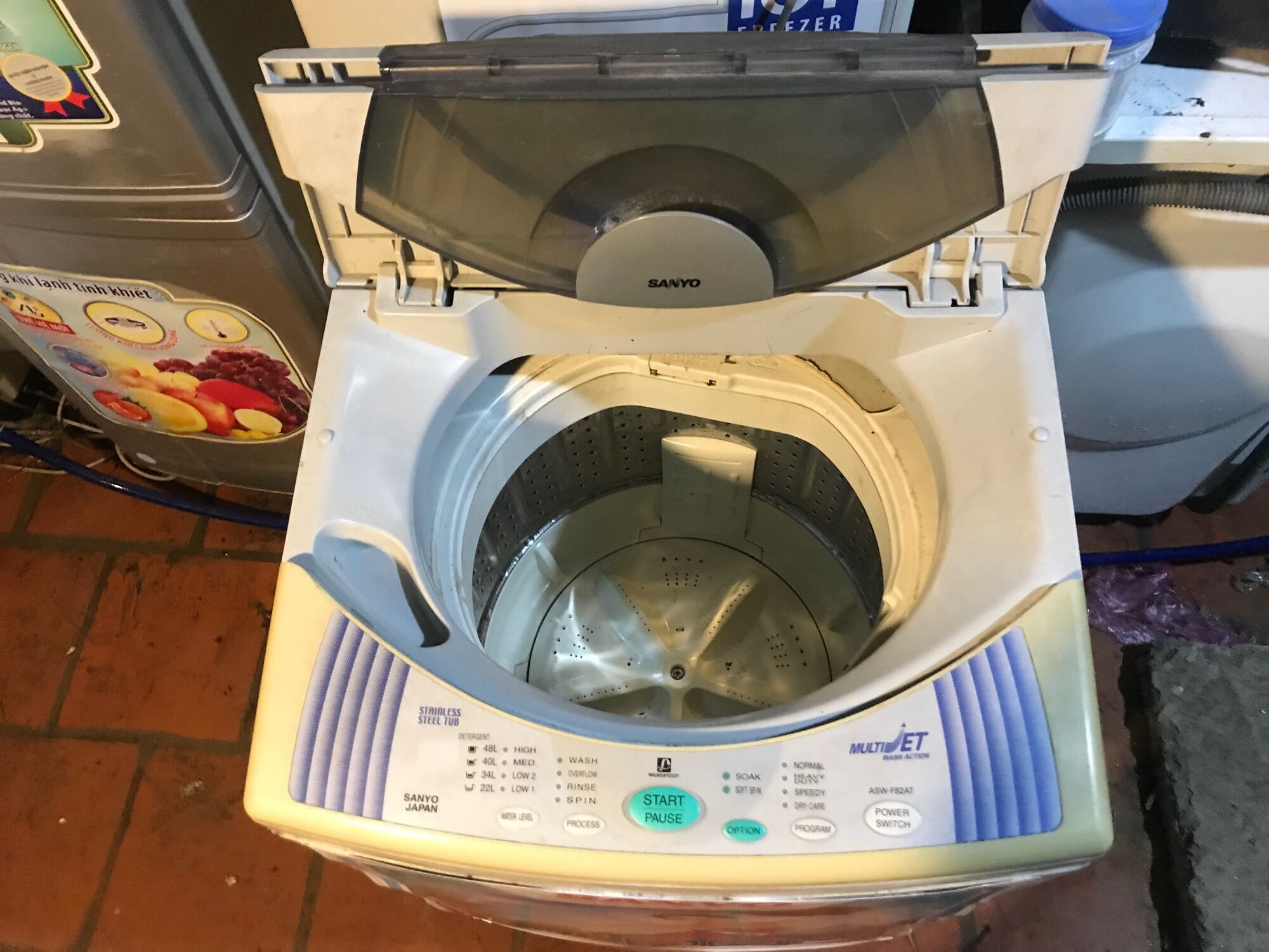 Máy giặt Sanyo 8 kg cũ dùng tốt
