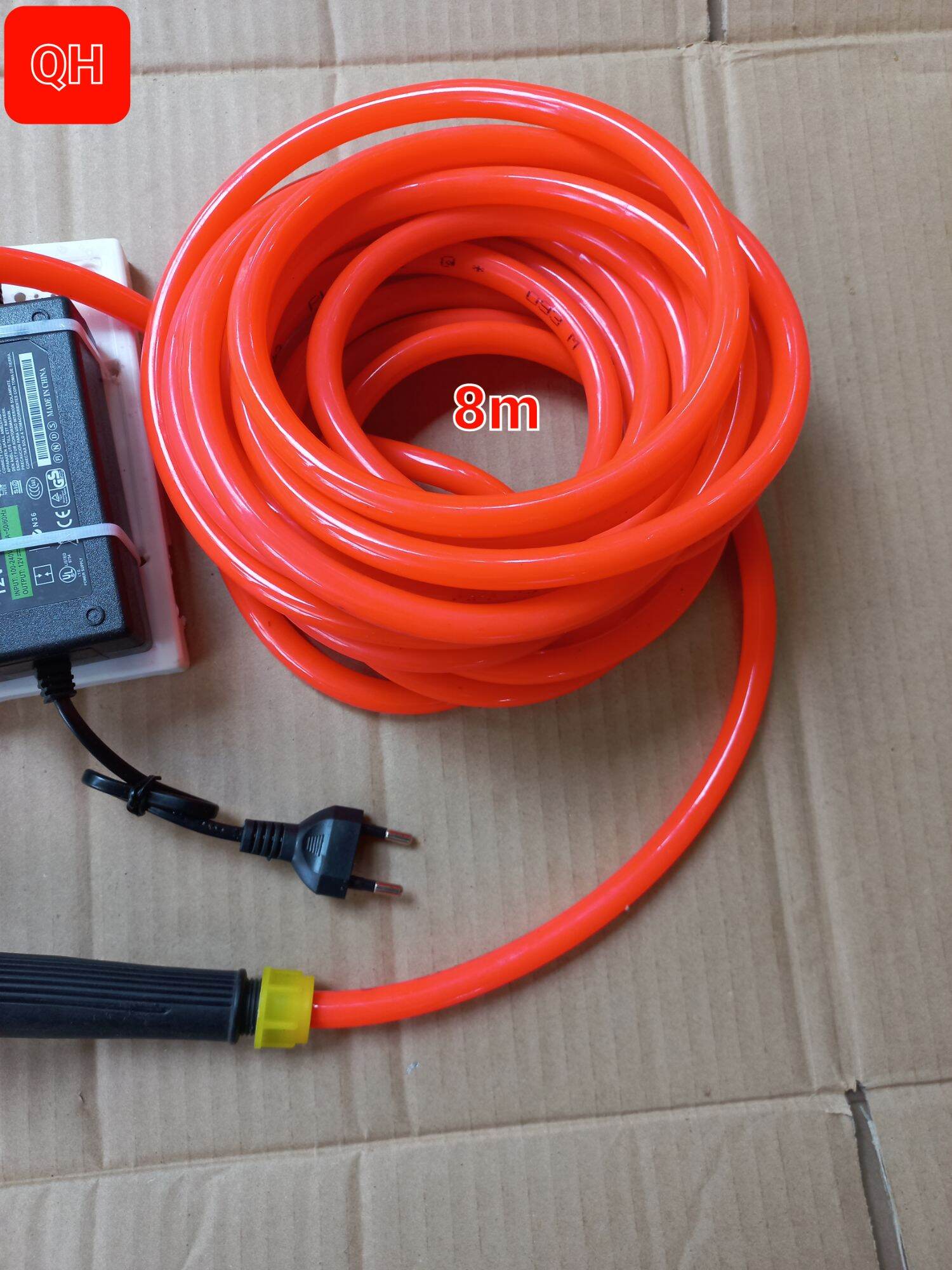 Máy rửa xe mini  - máy bơm nước mini 12V đa năng tiện dụng