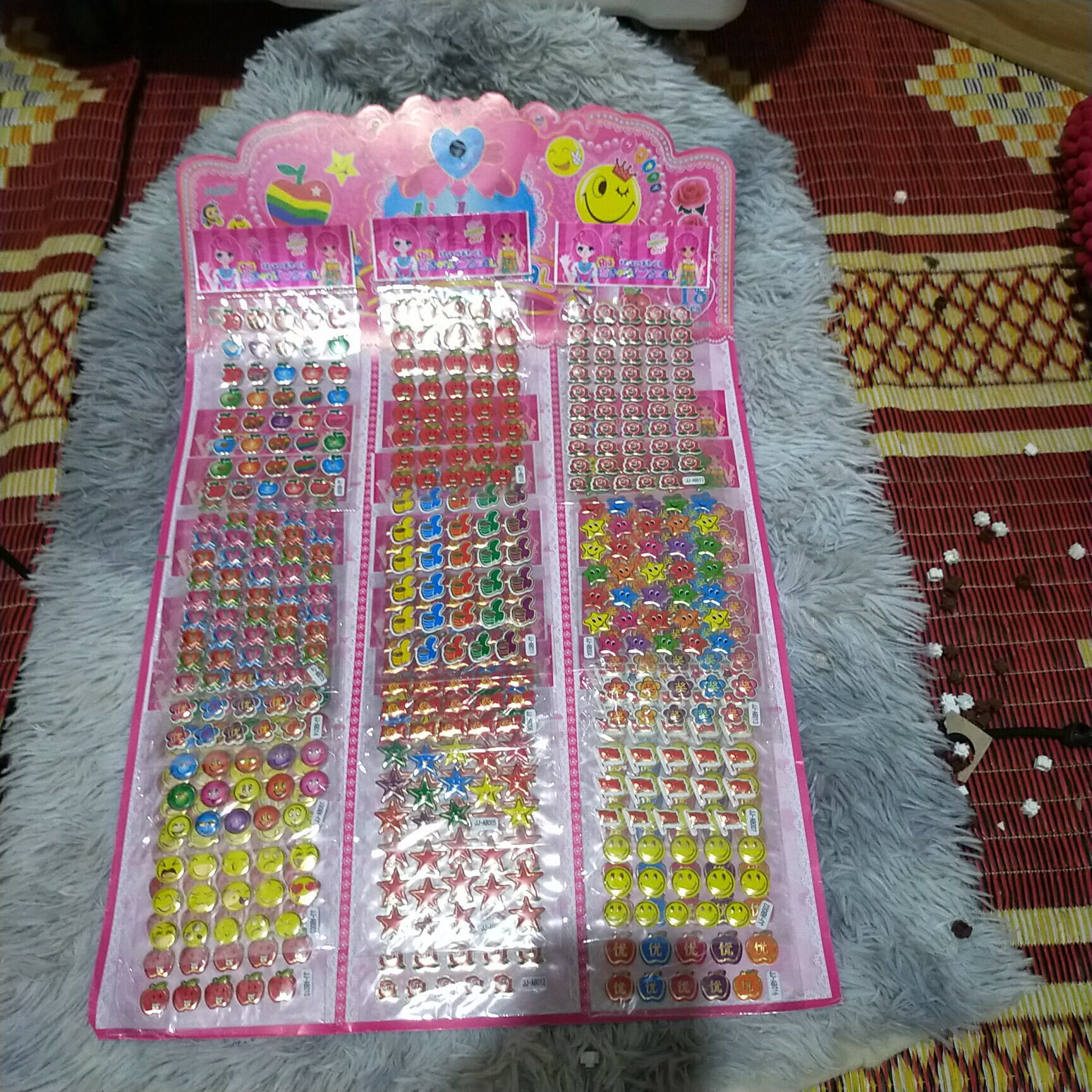Vỉ 20 tờ dán nổi sticker mẫu đa dạng