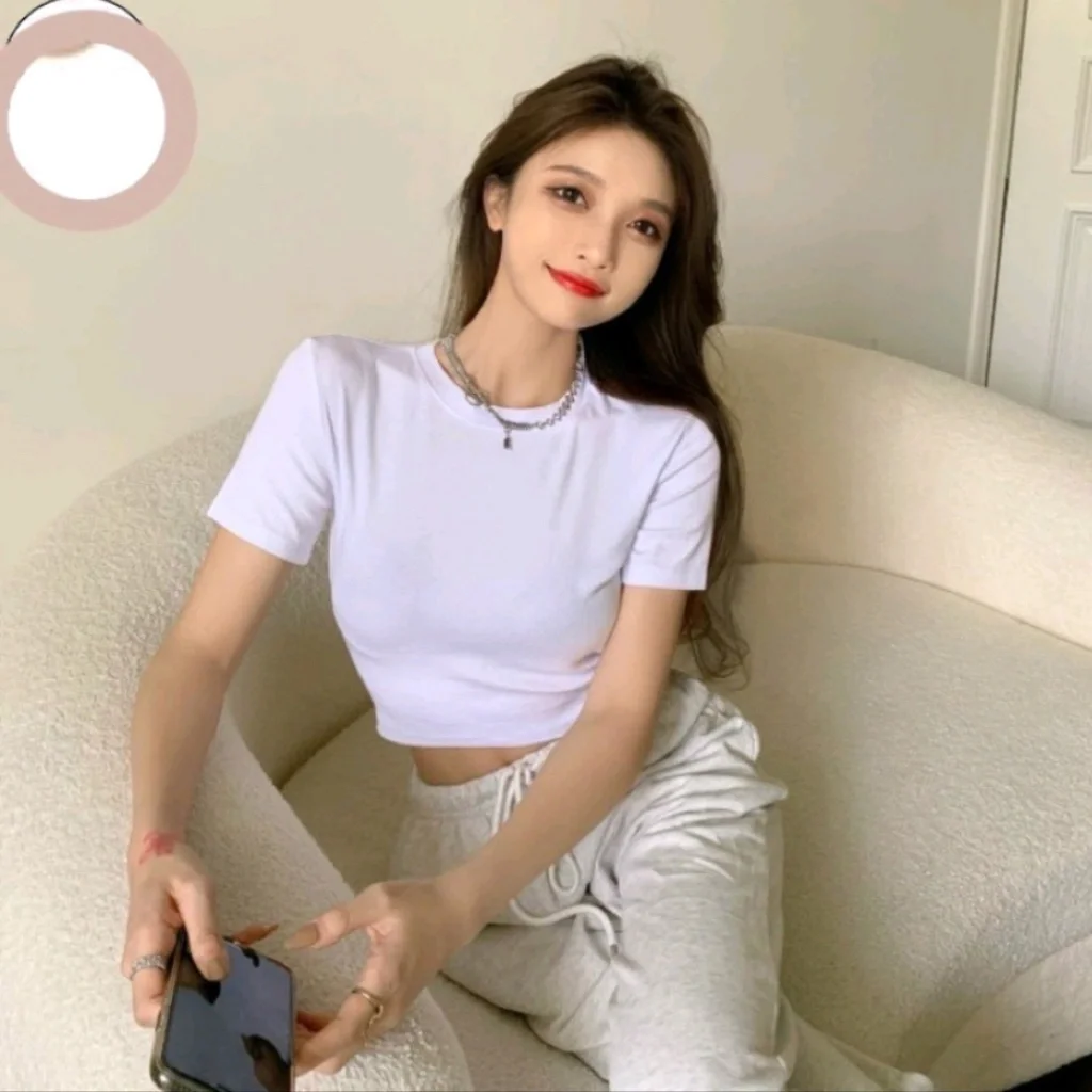 Áo Croptop cổ tròn cao tay ngắn dáng ngắn