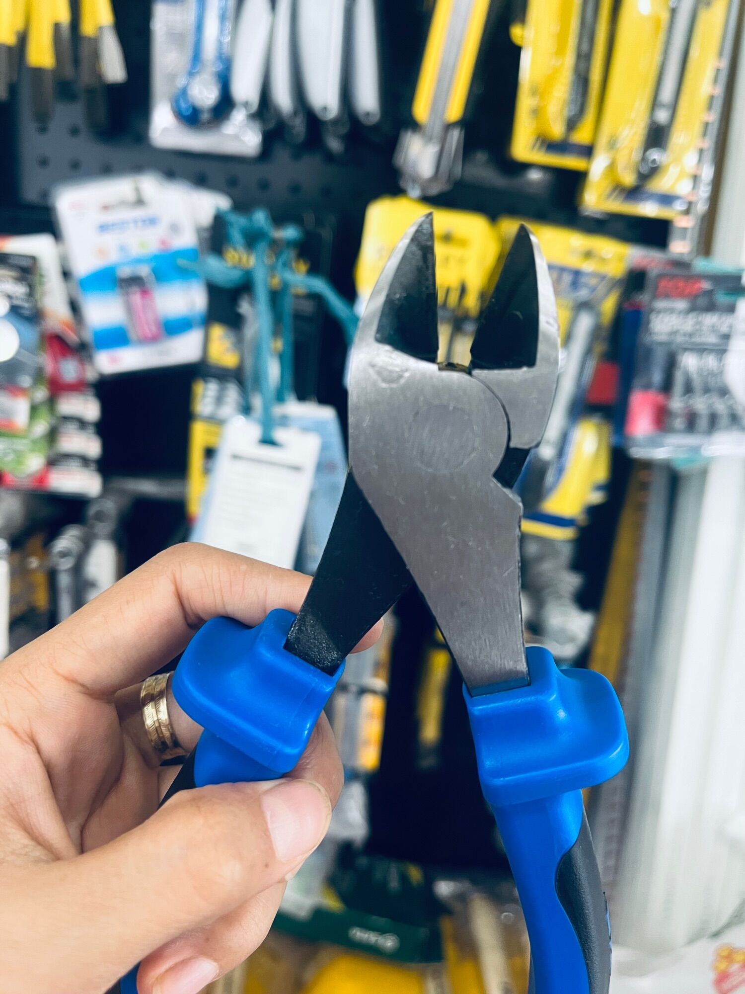 Kềm cắt licota 7”