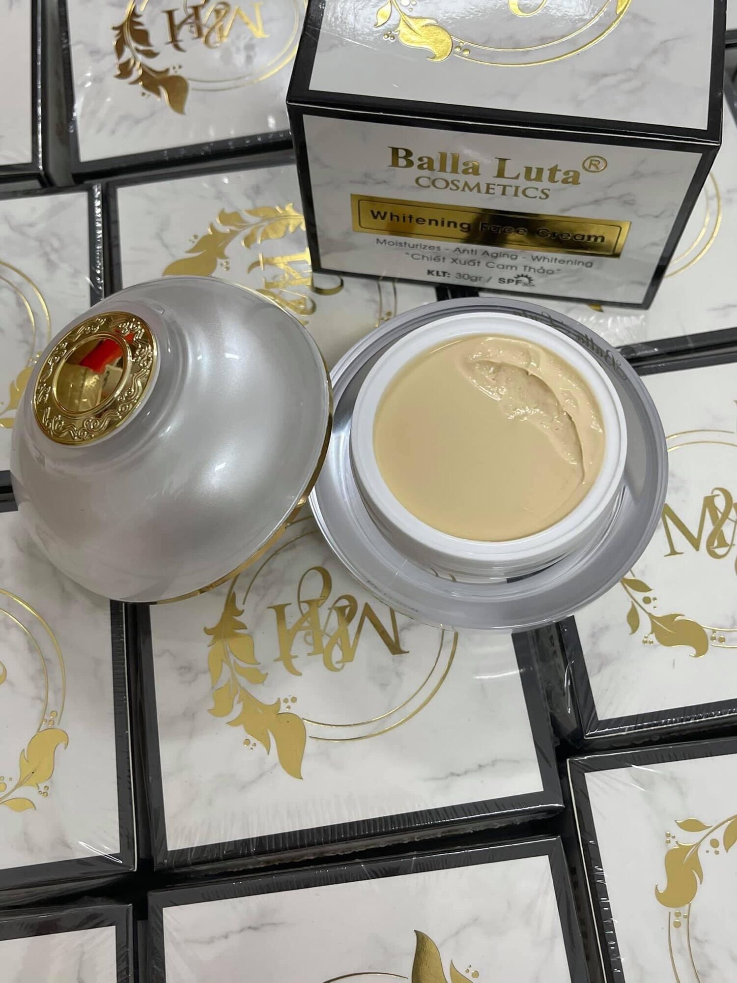 KEM FACE NÂNG CƠ BALLA LUTA 30gr