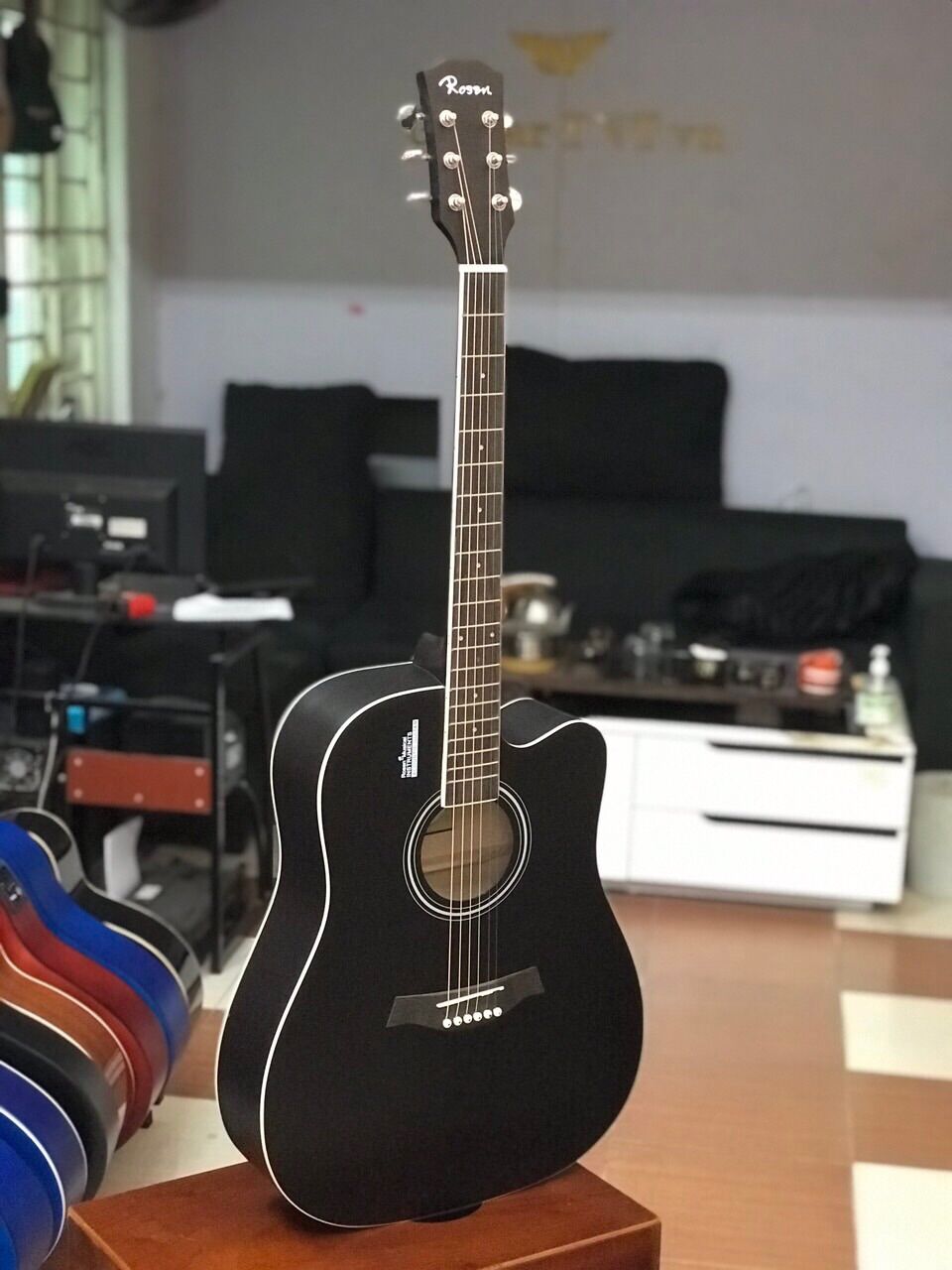 ROSEN R135 bản thường , GUITAR HIỀN VIỆT