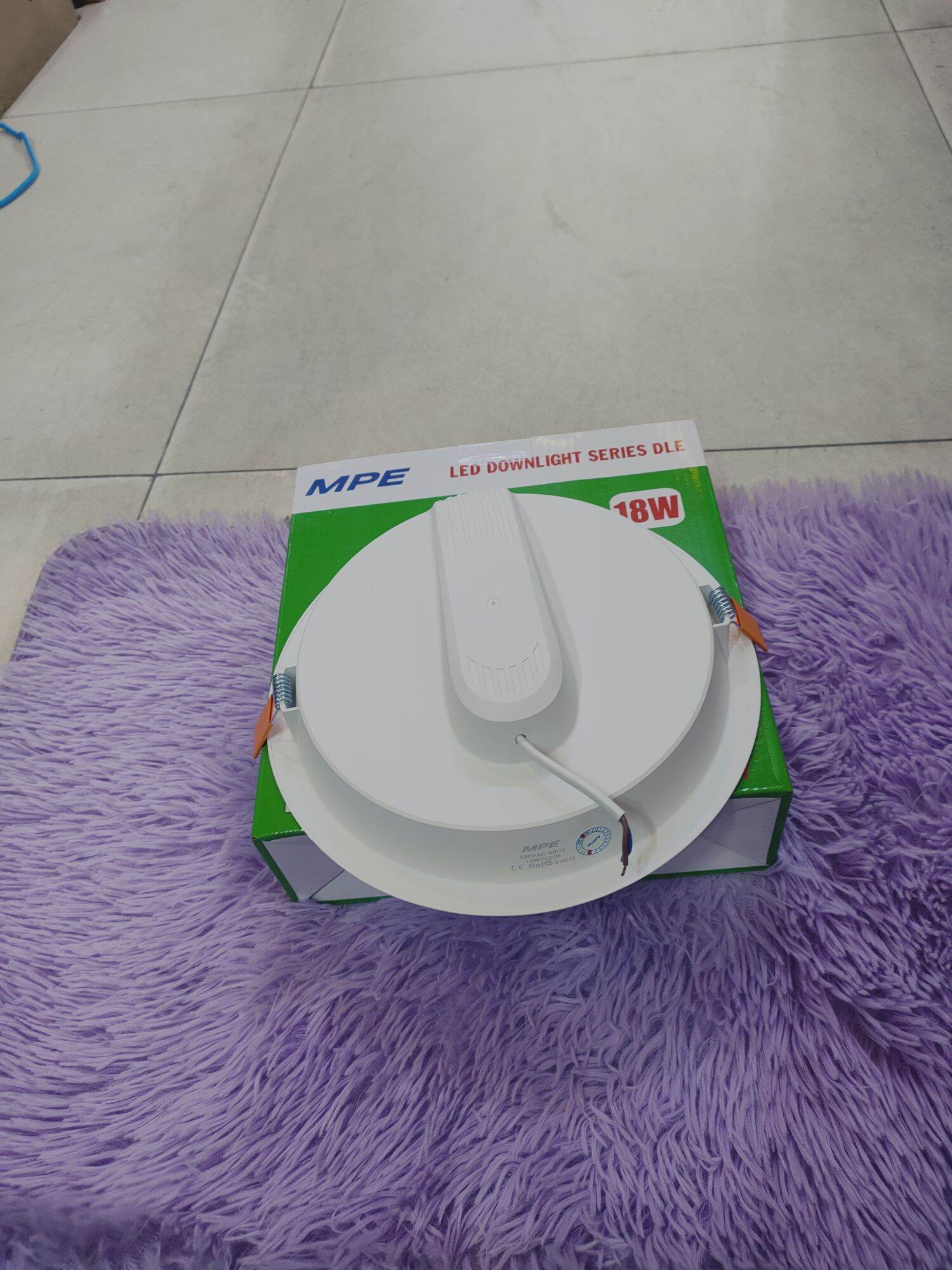 Đèn downlight Âm trần d200/216-18w MPE chính hãng