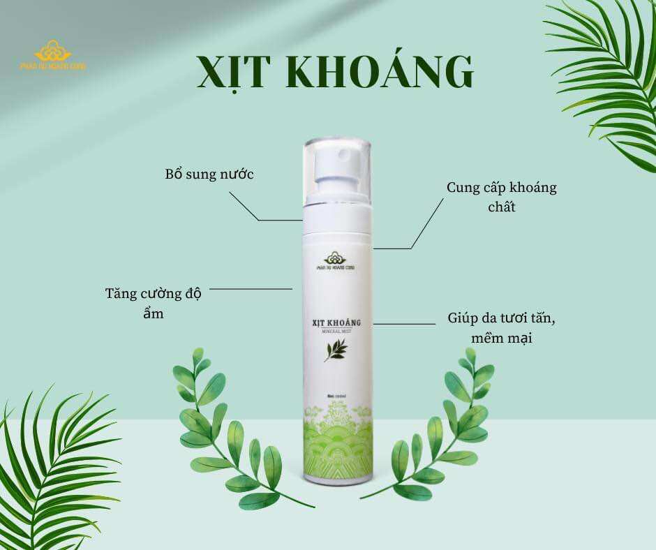 Xịt Khoáng trà xanh Phấn Nụ Hoàng Cung