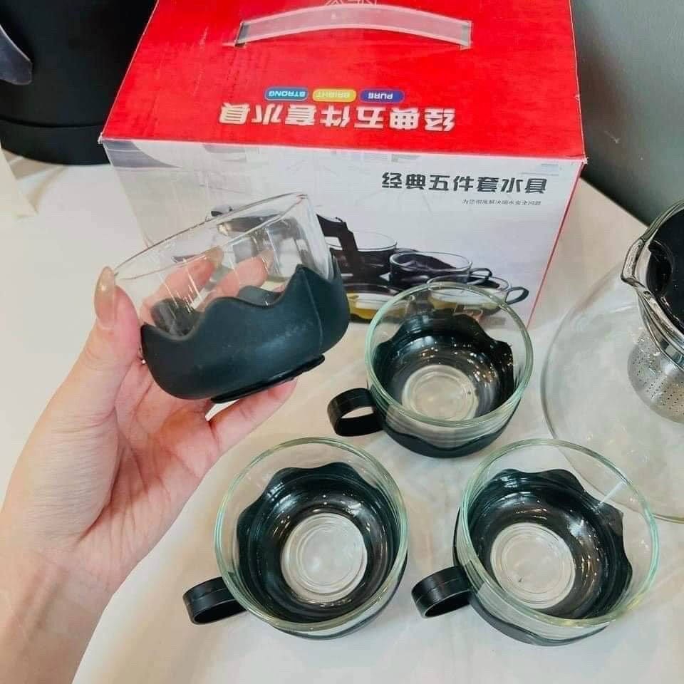 Bộ bình trà thuỷ tinh 4 ly