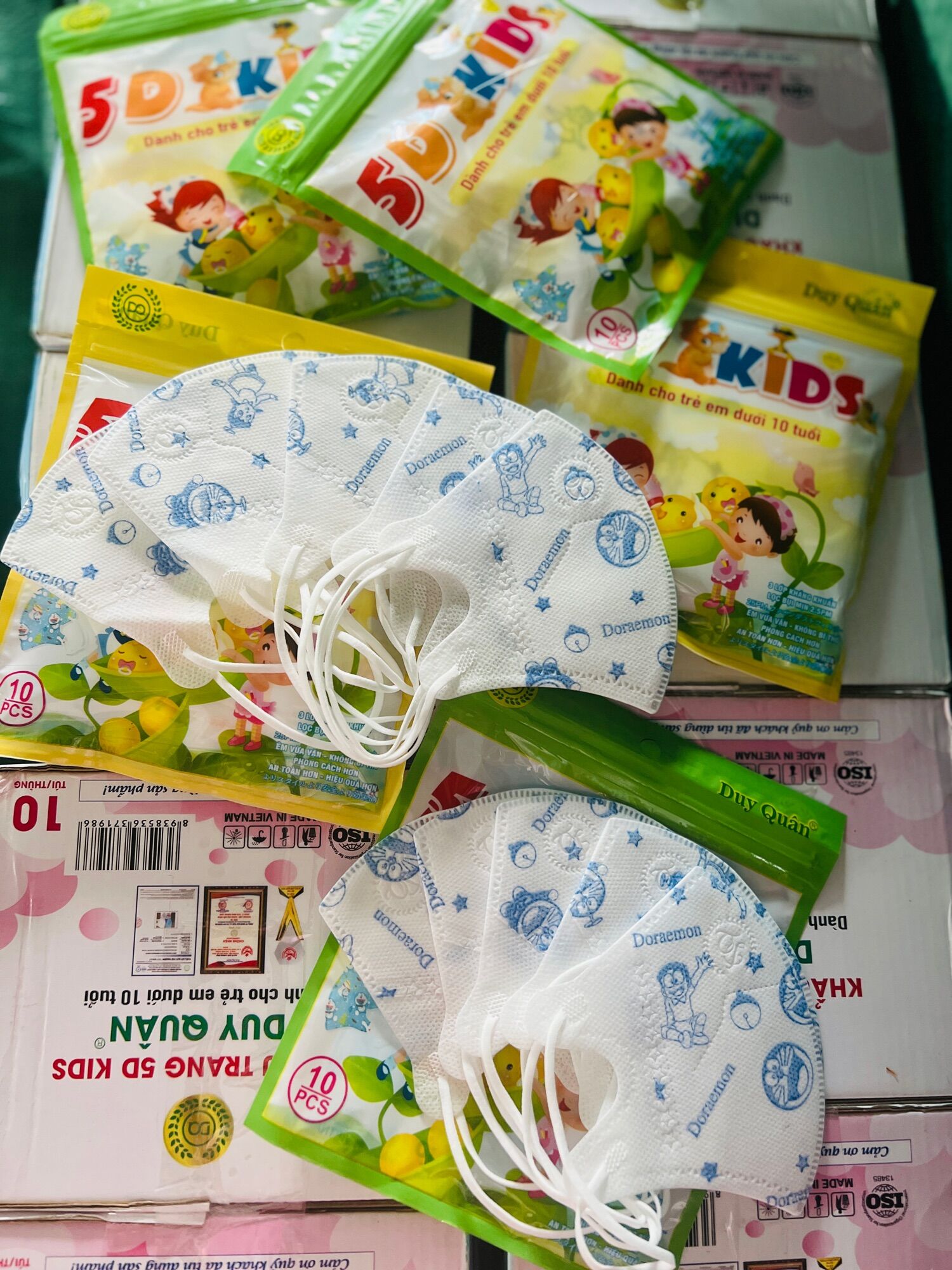 THÙNG 100c KHẨU TRANG 5D BÉ MIX ĐỦ HÌNH ( dưới 6 tuổi)