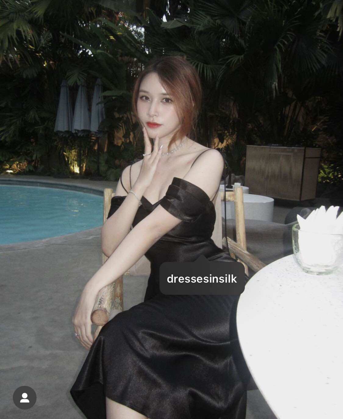 Đầm Lụa Rớt Tay Đỗ Lưng