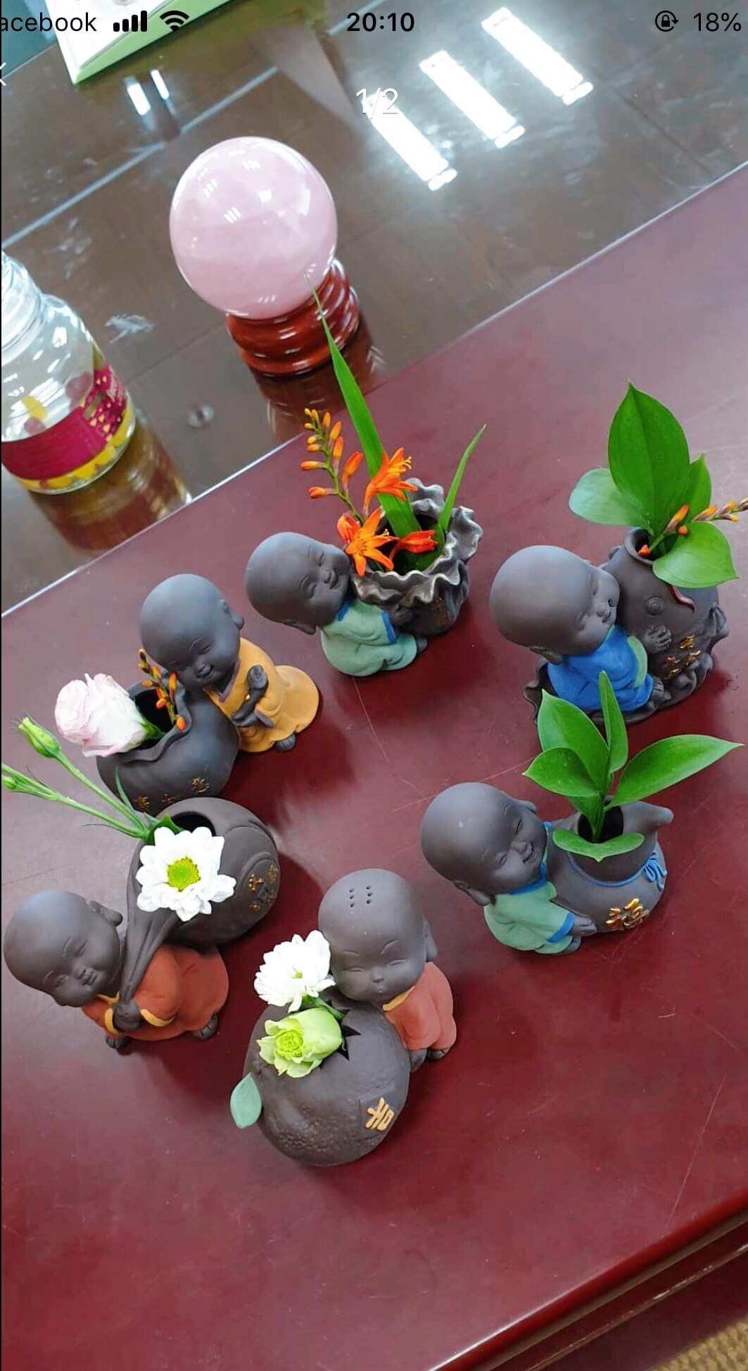 Bộ 5 tượng chú tiểu bên chậu gốm