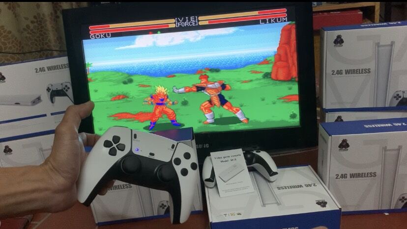 Máy chơi game 4 nút 6 nút cổng hdmi retrogamestick m15 plus rs97 new updated game console 64gb with 13000 non-repeat games