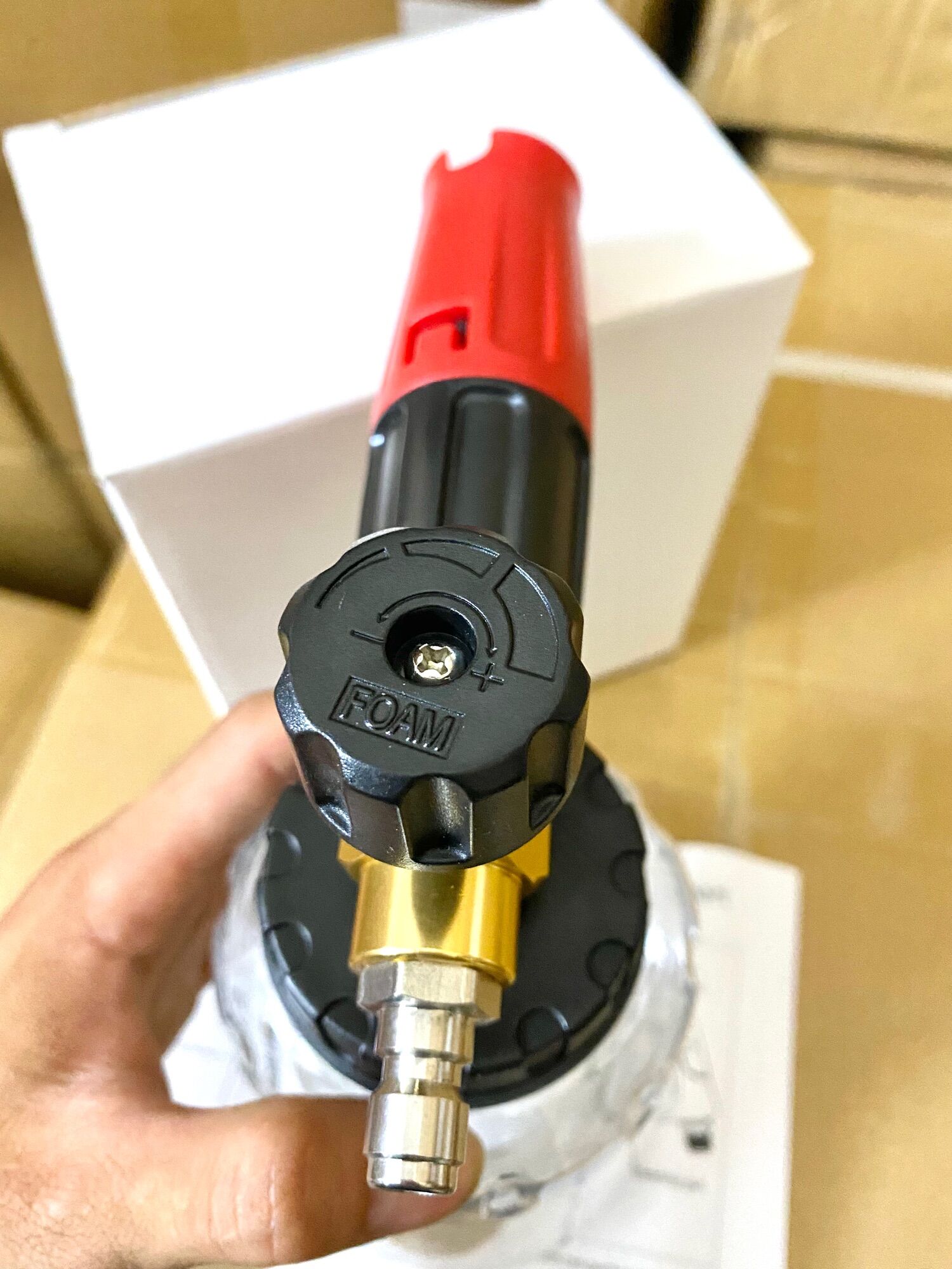 Bình phun bọt tuyết gắn súng rửa xe. Bình 1 lít