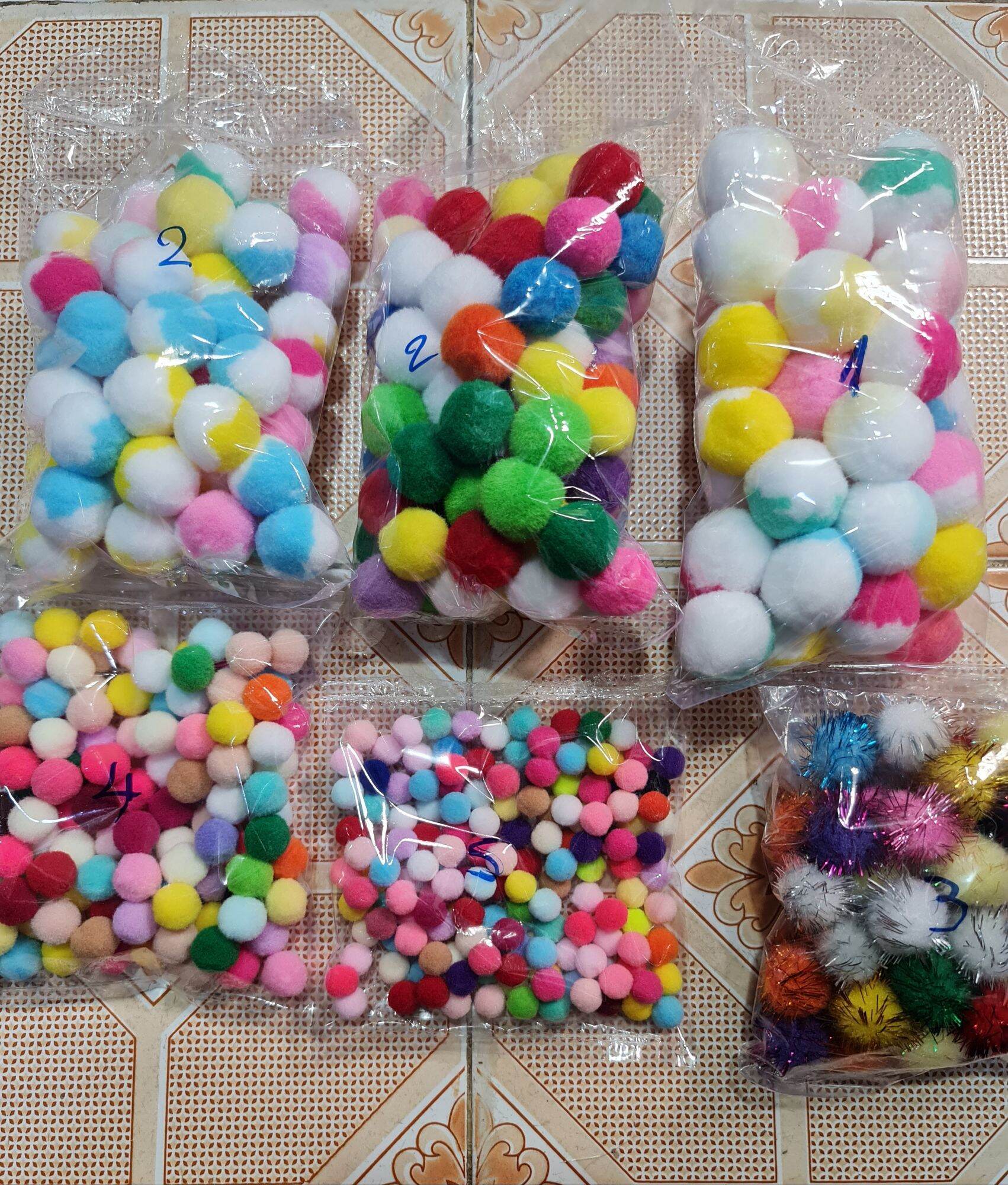 Viên pompom - pom pom nhiều màu - pom pom 2 cmHạt pom pom 2 màu làm slime kích thước 1,5cm - 2 cm -3cm -4cm