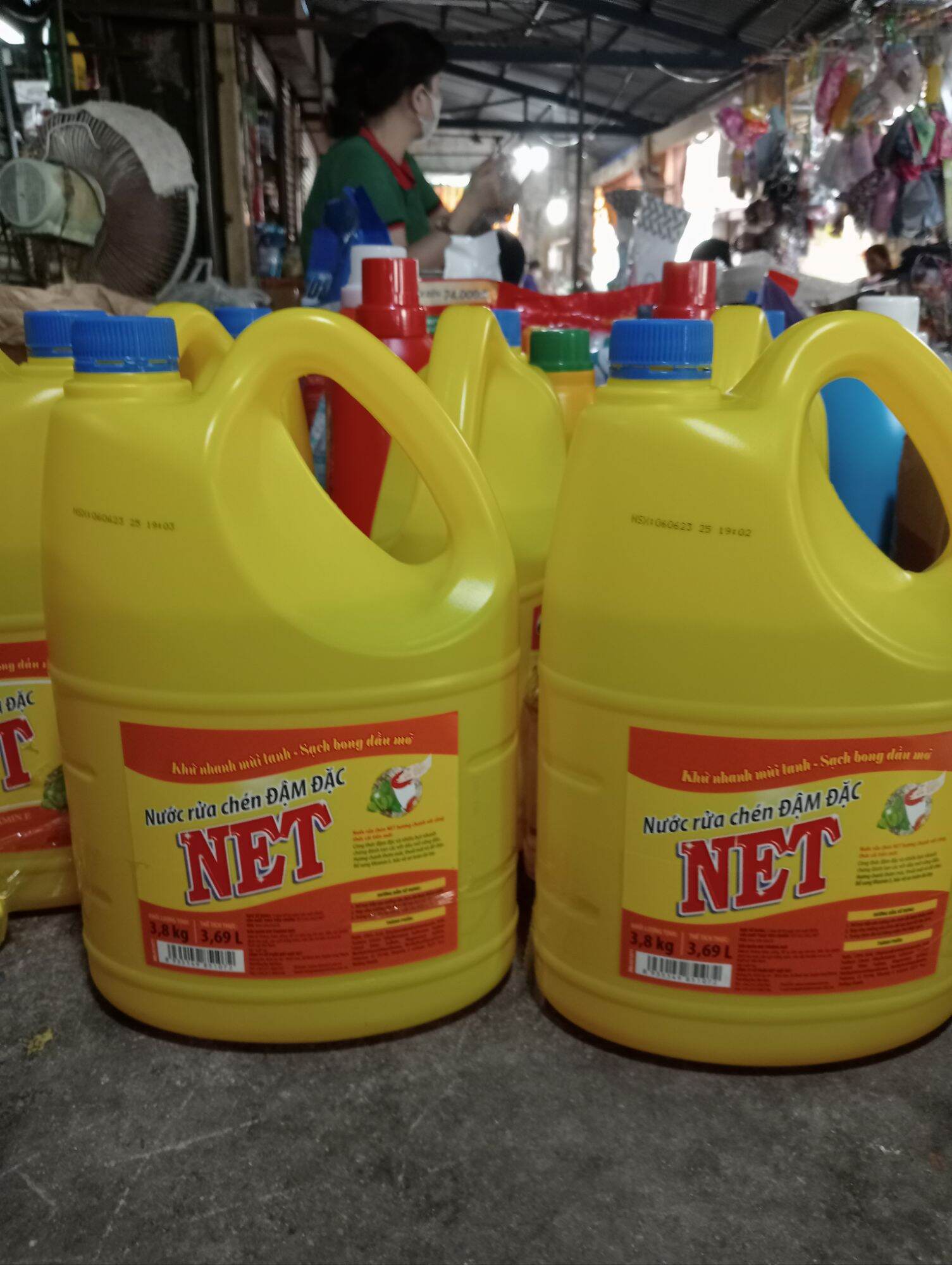 NƯỚC RỬA CHÉN ĐẬM ĐẶC NET TẶNG CHAI 250g