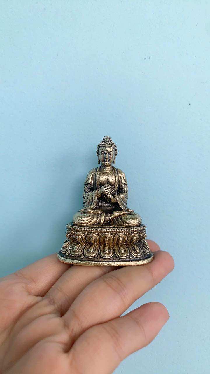 Tượng đồng Như lai đại nhật cao 6,3 cm