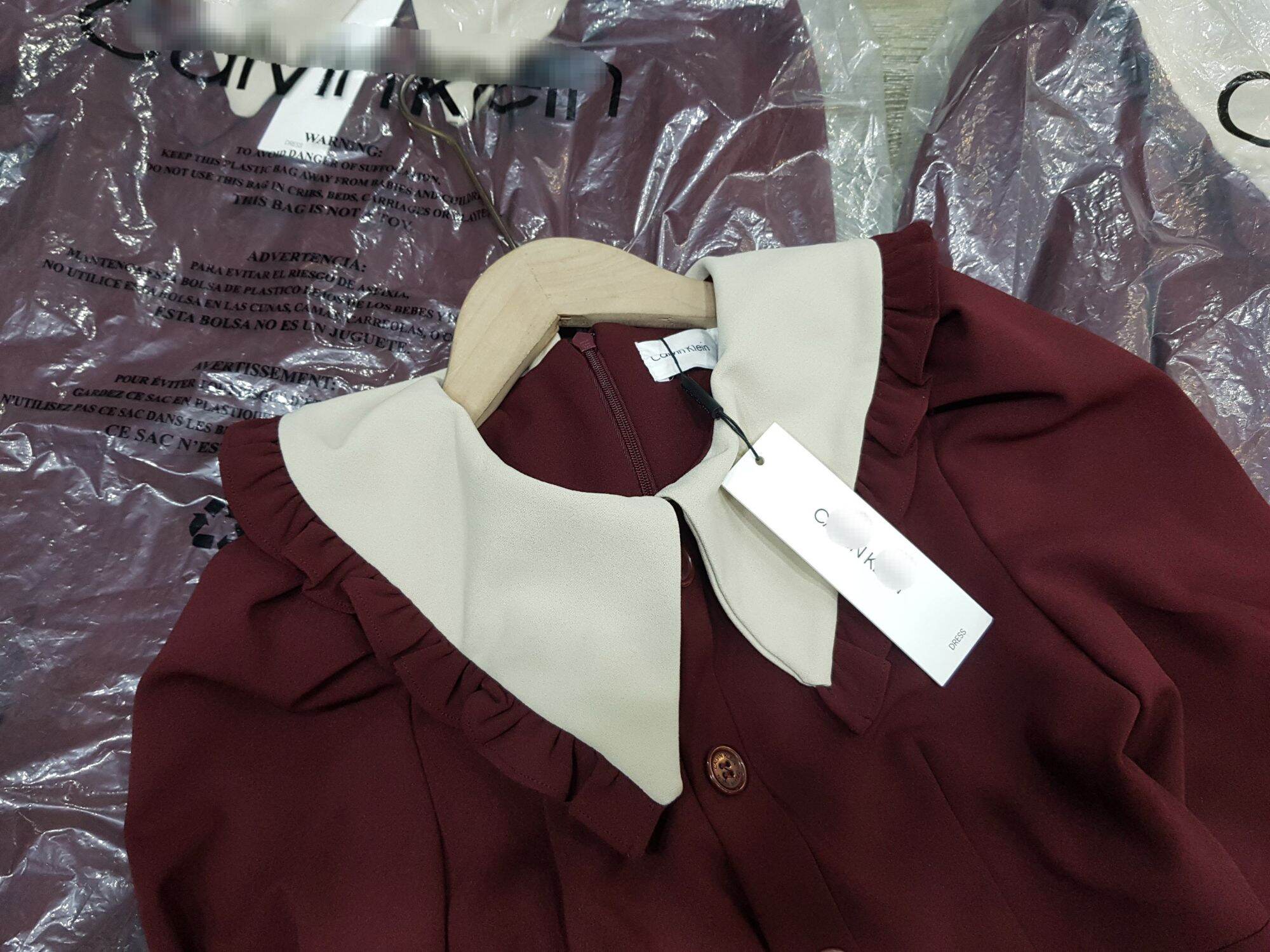 Đầm C@lvin Kl€in xuất dư, hàng 1 lớp, màu đỏ đô