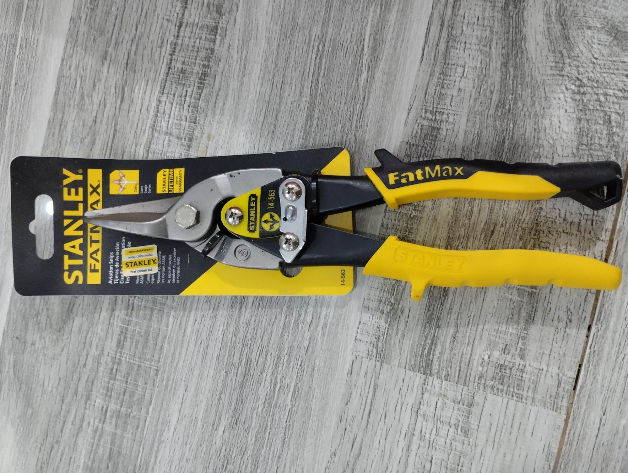 Kéo cắt inox, cắt tôn hiệu Stanley FatMax hàng chính hãng