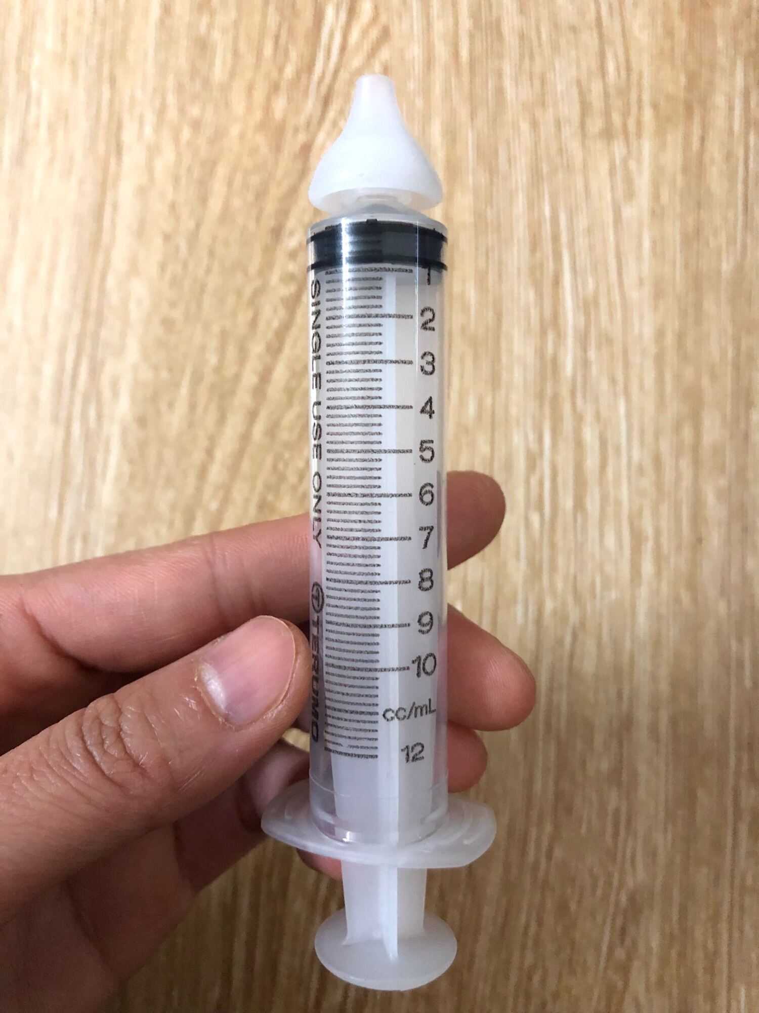Bộ dụng cụ cao cấp vệ sinh mũi cho bé gồm 1 bơm và 1 đầu silicon cao cấp