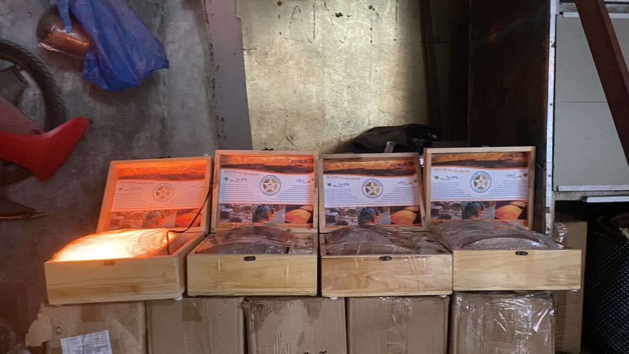 ĐÈN ĐÁ MUỐI HIMALAYA MASSAGE CHÂN