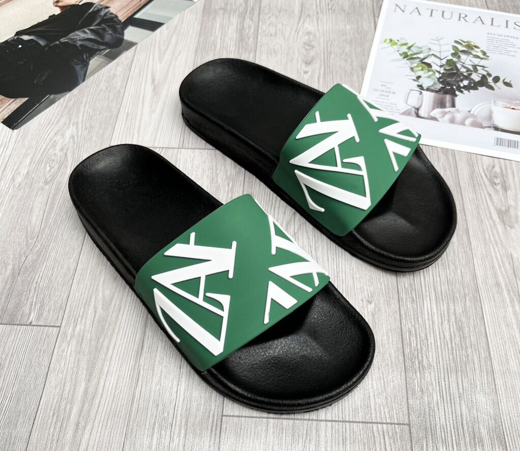 Dép quai ngang đế đúc liền khối