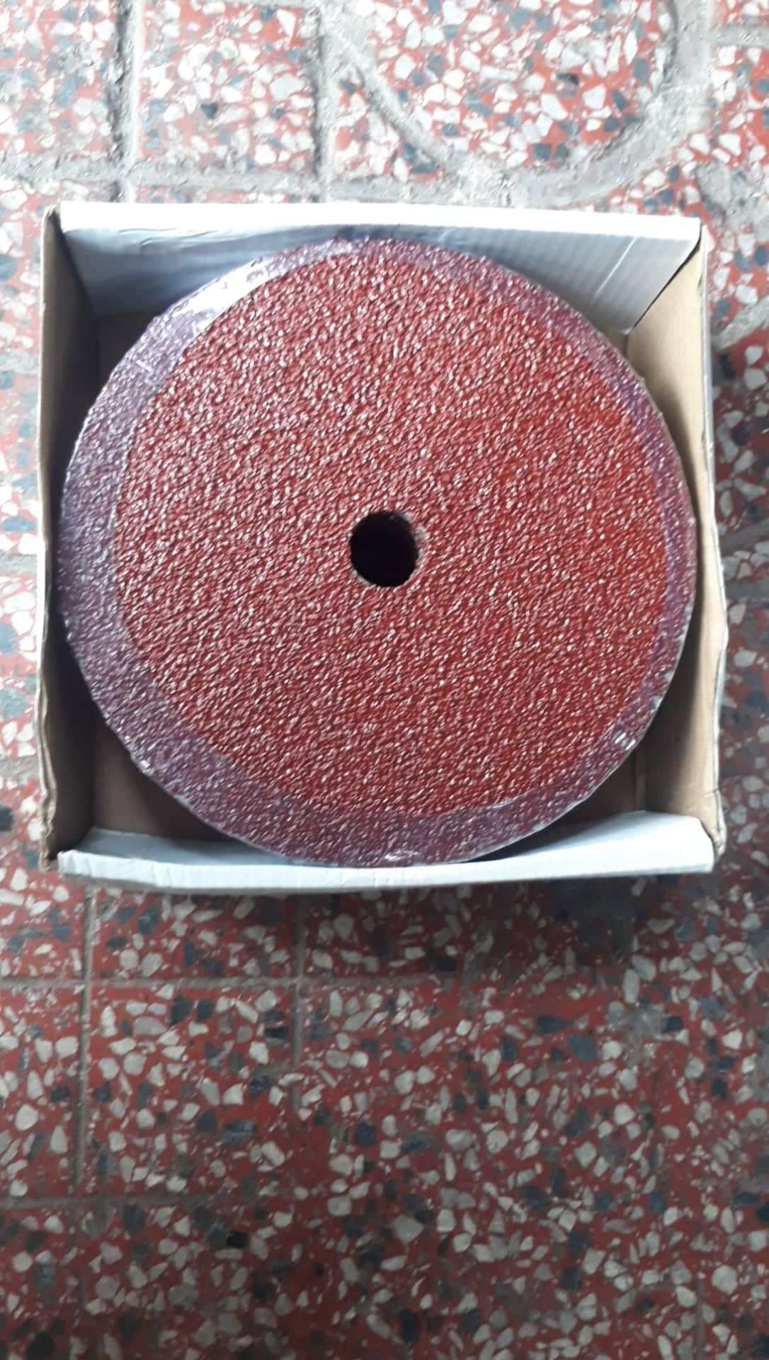 Giấy nhám tròn 18cm/ 36grit