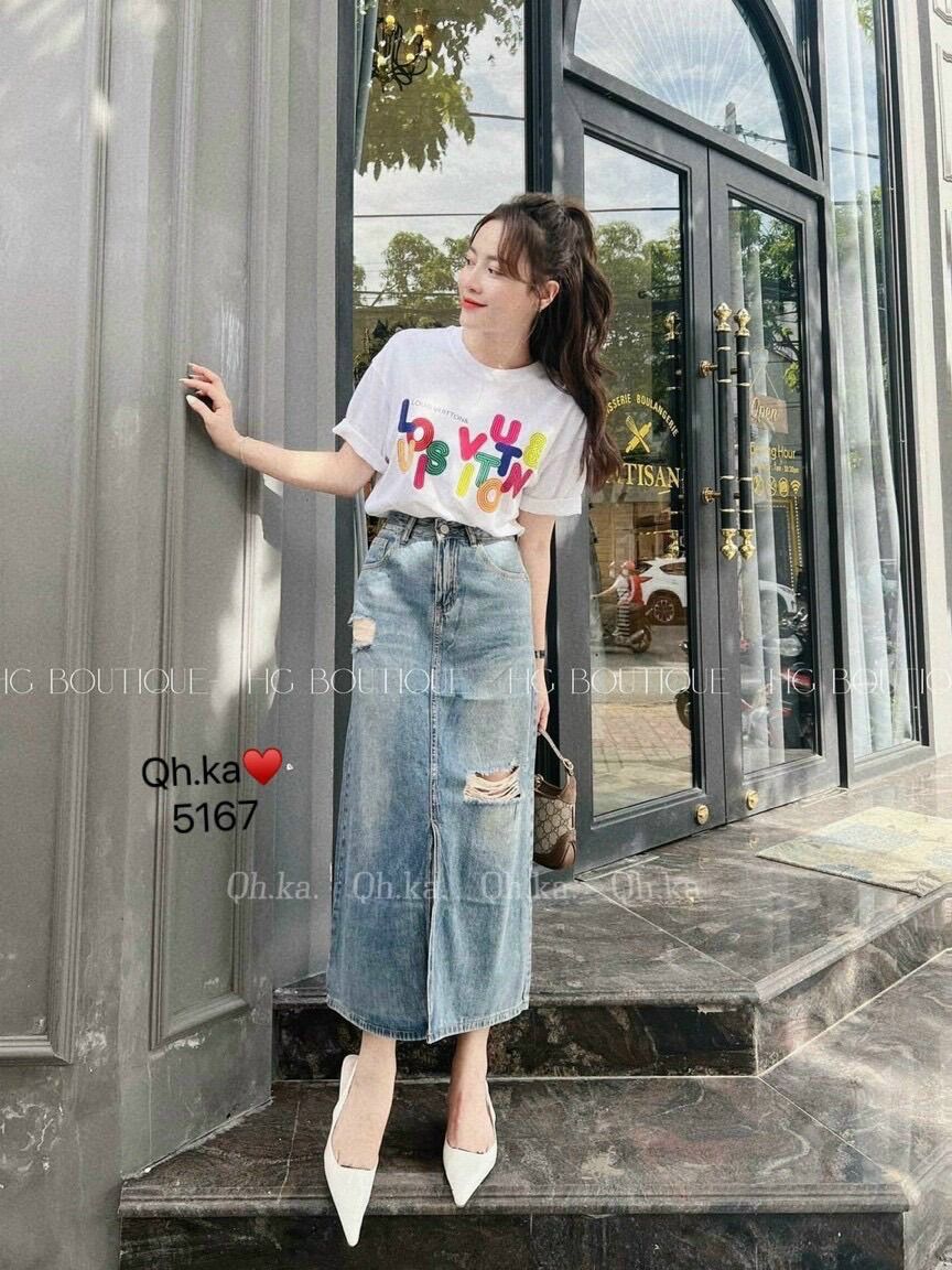 Chân váy jeans xanh rách dáng dài cho nữ