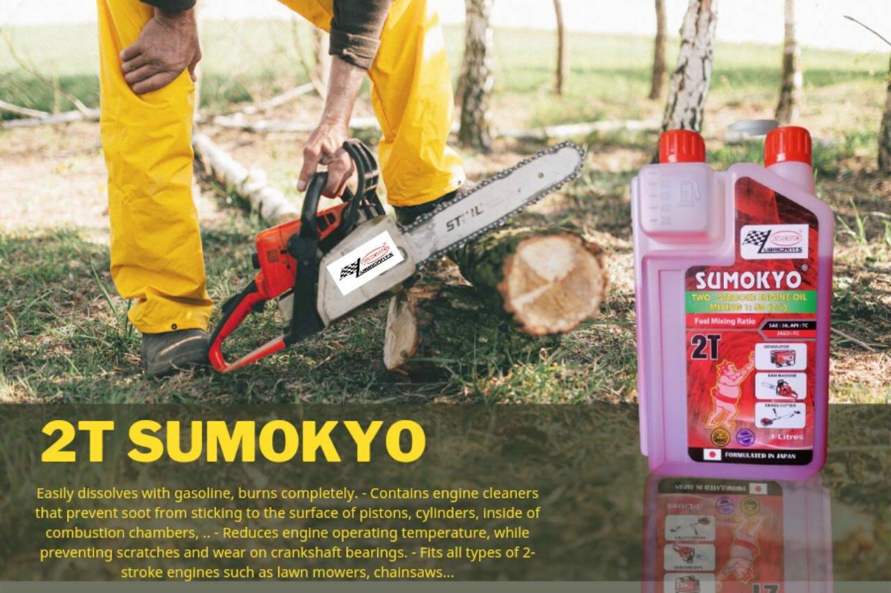Nhớt 2 thì sumokyo cao cấp.  ( dùng cho máy cưa.  máy phát cỏ và động cơ 2 thì )