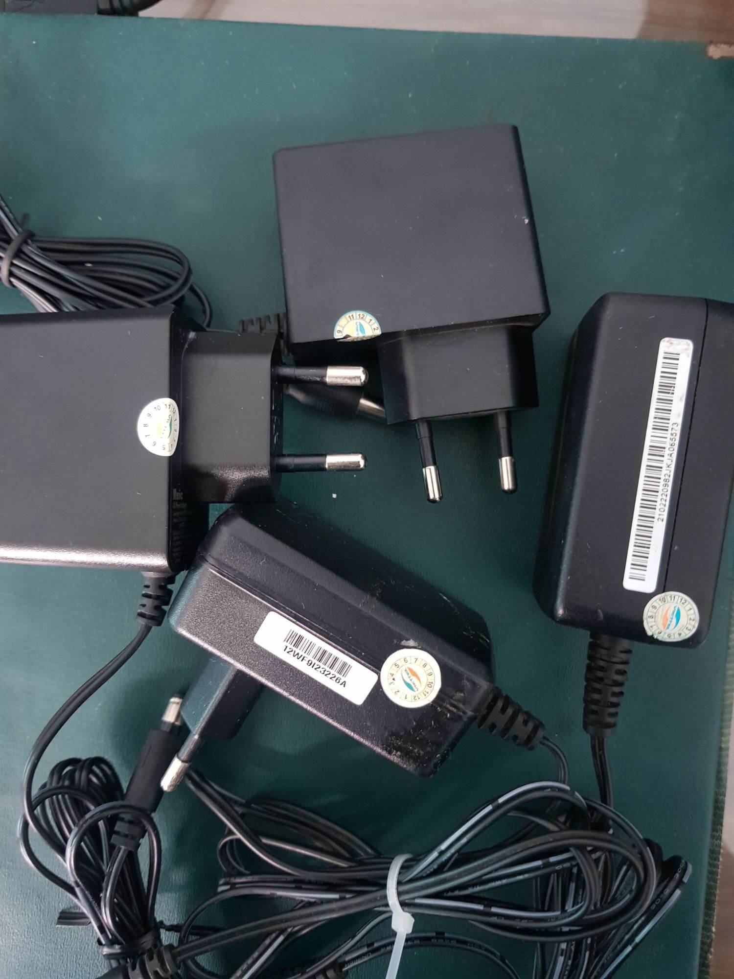 Nguồn sạc adapter [ Viettel cũ ]:12V - 1A, 1.5A, 2A jack 5.5x2.1mm