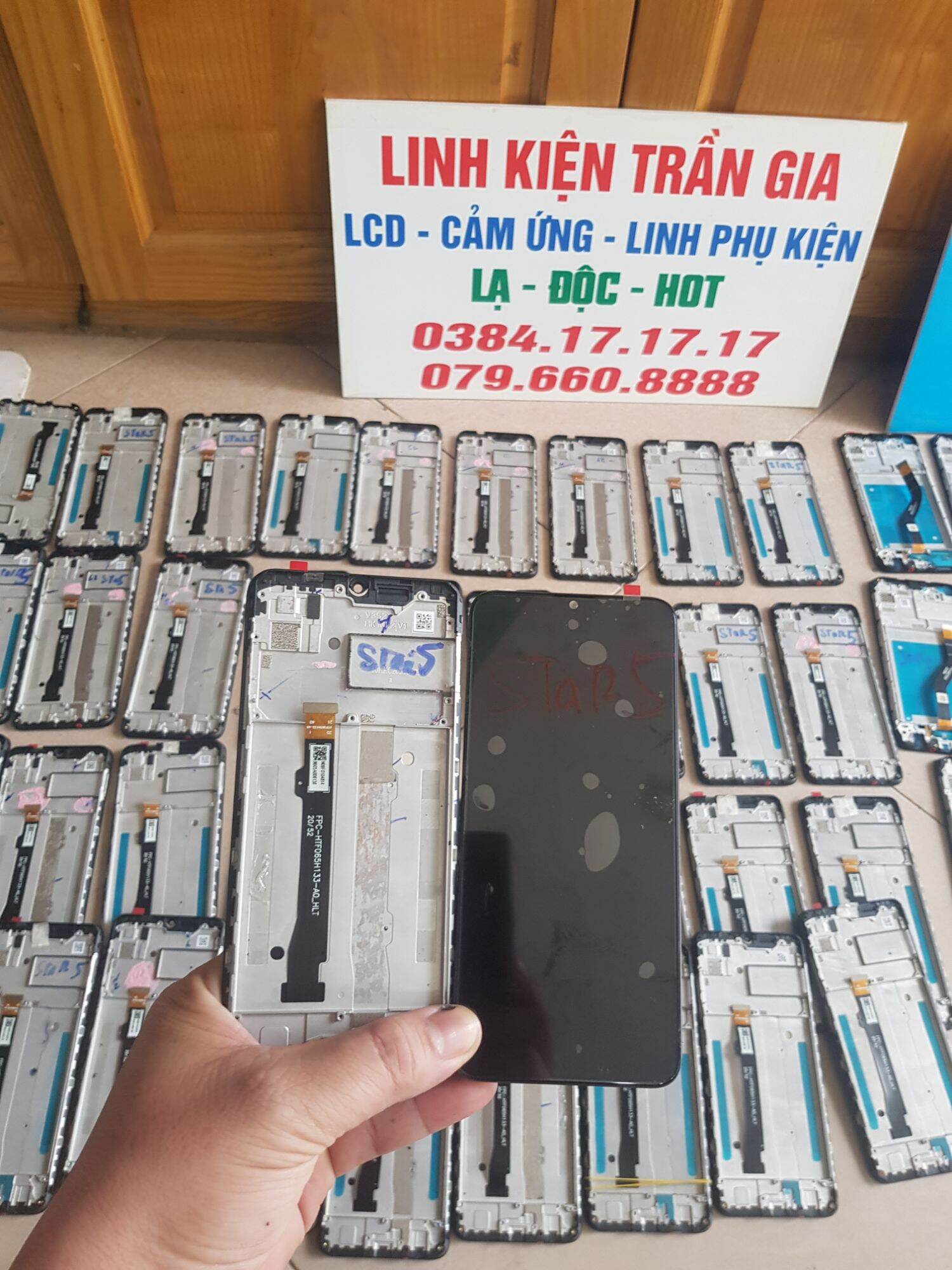 Màn hình vsmart star 5 zin khung