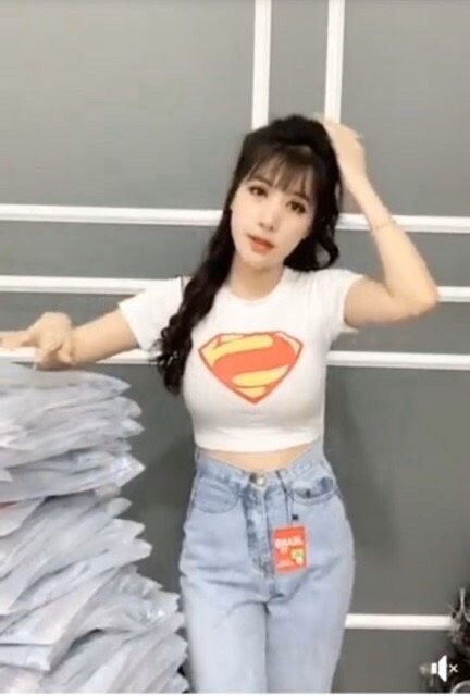 Áo croptop ôm body SPM