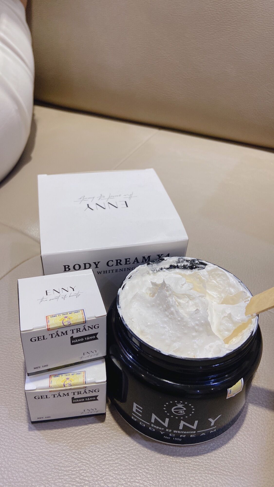 KEM BODY X4 DƯỠNG TRẮNG DA ENNY