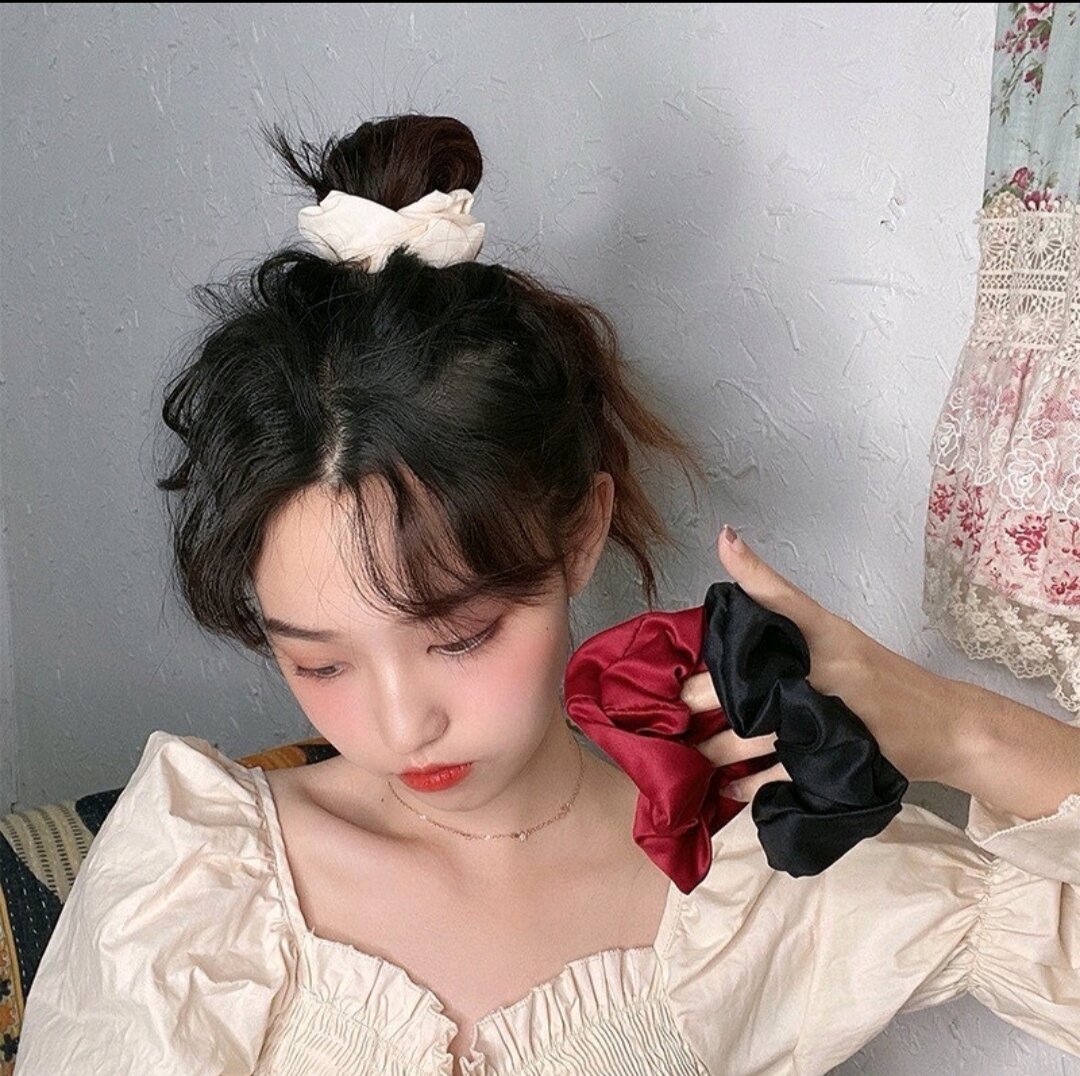 Dây Buộc Tóc Scrunchies Phi Bóng