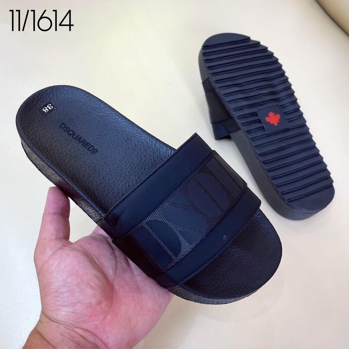 Dép dsq đế cao su