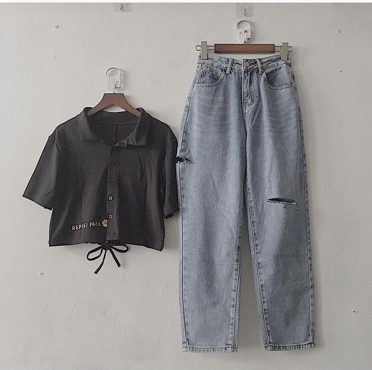 Baggy Jeans Lưng Cao Rách PT