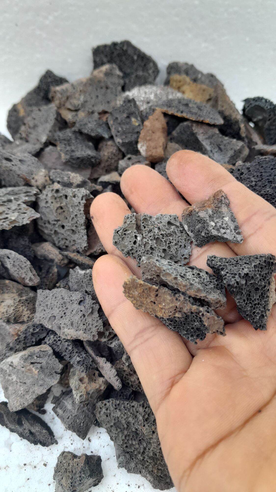 Đá Nham Thạch Rải Nền Bể Cá(500g), Rải Chậu Cây Cảnh