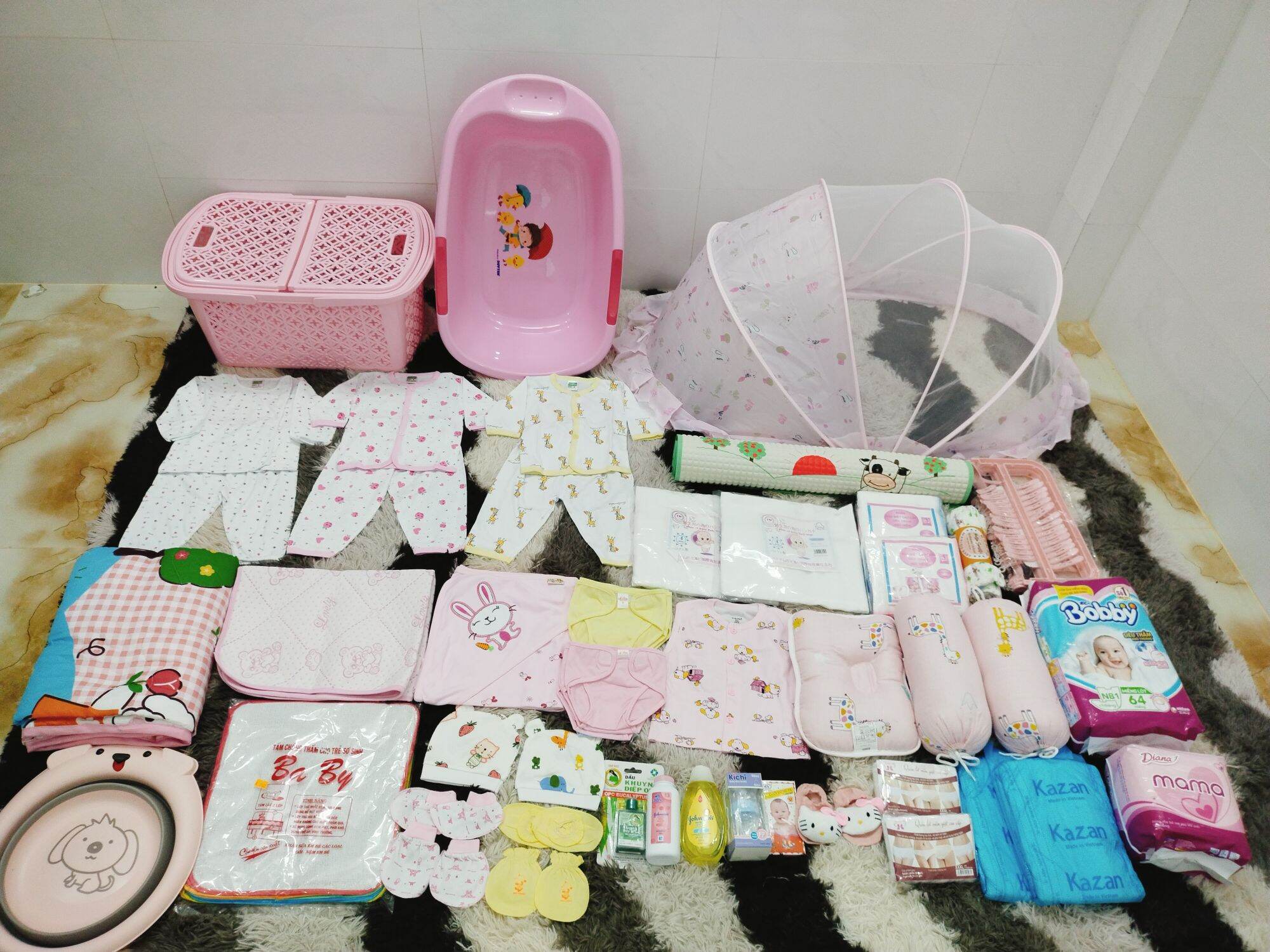 Combo trọn bộ đi sinh đầy đủ cho mẹ và bé _ shop mới _ quà tặng hấp dẫn