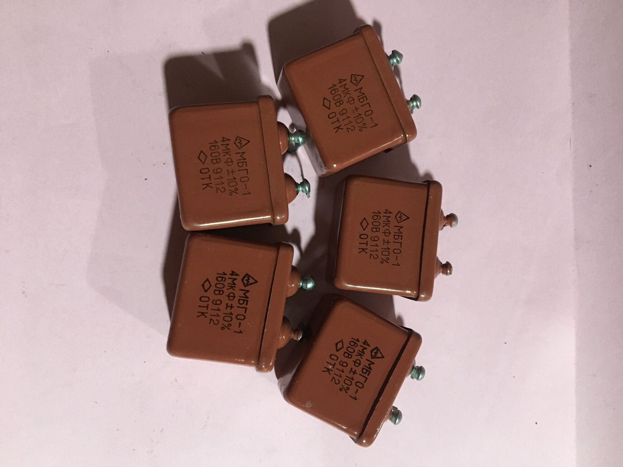 Tụ dầu nga 4uf 160v lắp loa