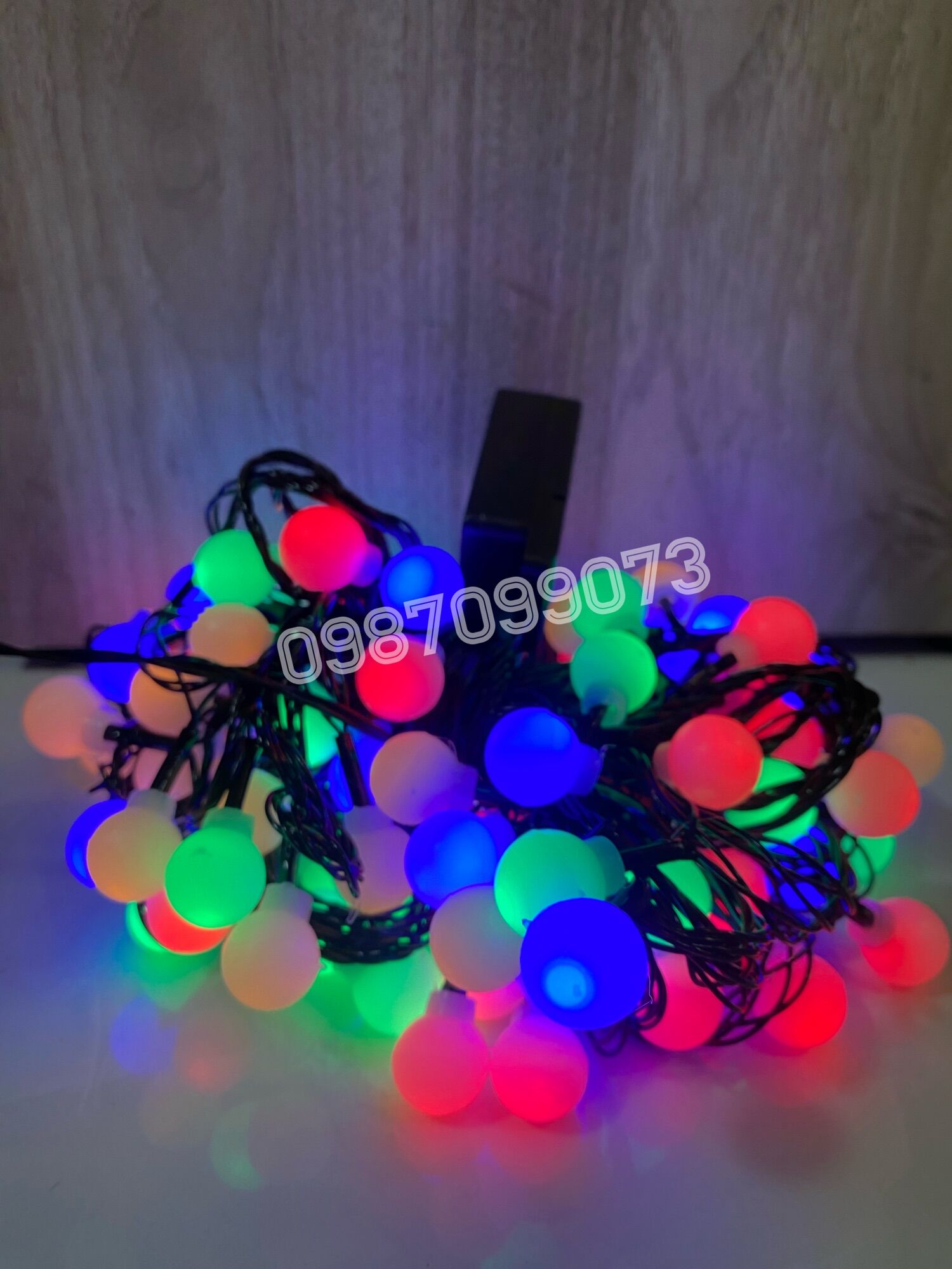 Dây đèn chớp led trang trí bi đục tròn 140 bóng