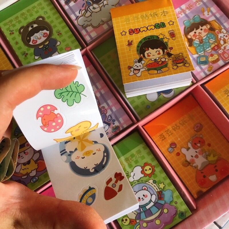 Khay 36 quyển sổ sticker